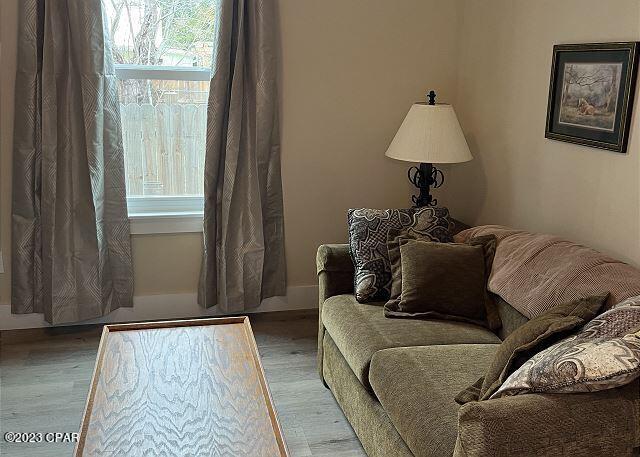 Laguna Beach 7th Add - Residential Lease