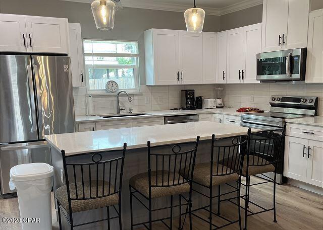 Laguna Beach 7th Add - Residential Lease