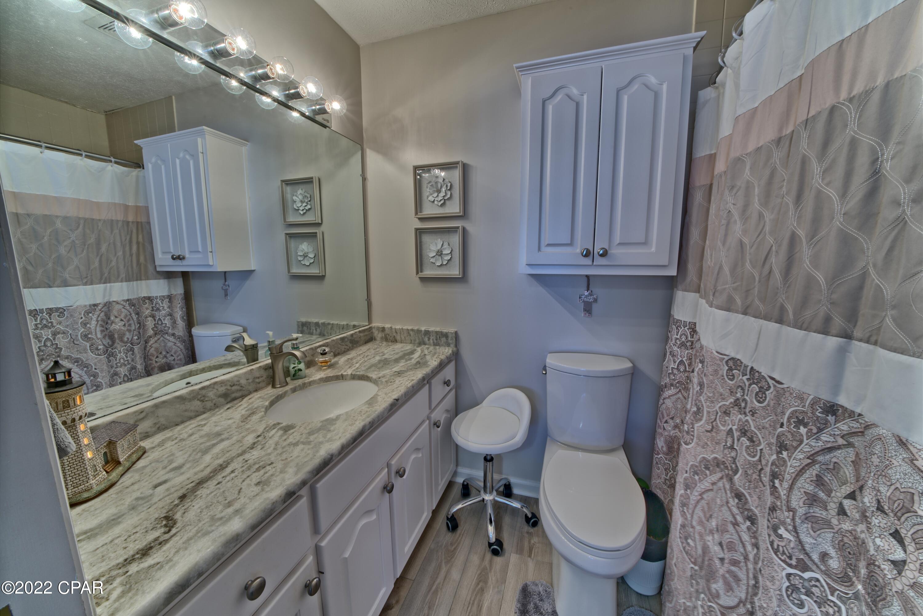 Venture Out Travel Trail - Residential