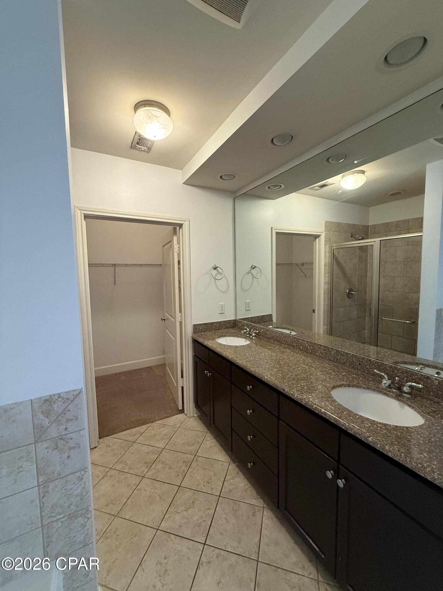 Island Reserve - Residential Lease