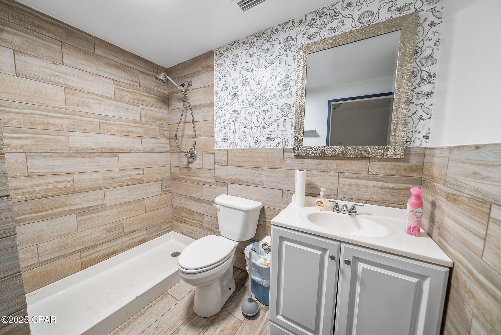 [No Recorded Subdiv] - Commercial Sale