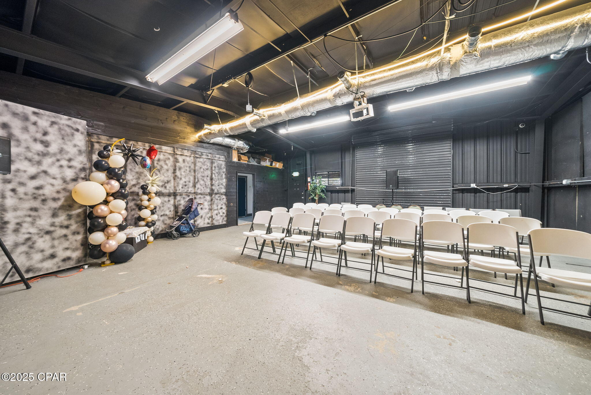 [No Recorded Subdiv] - Commercial Sale