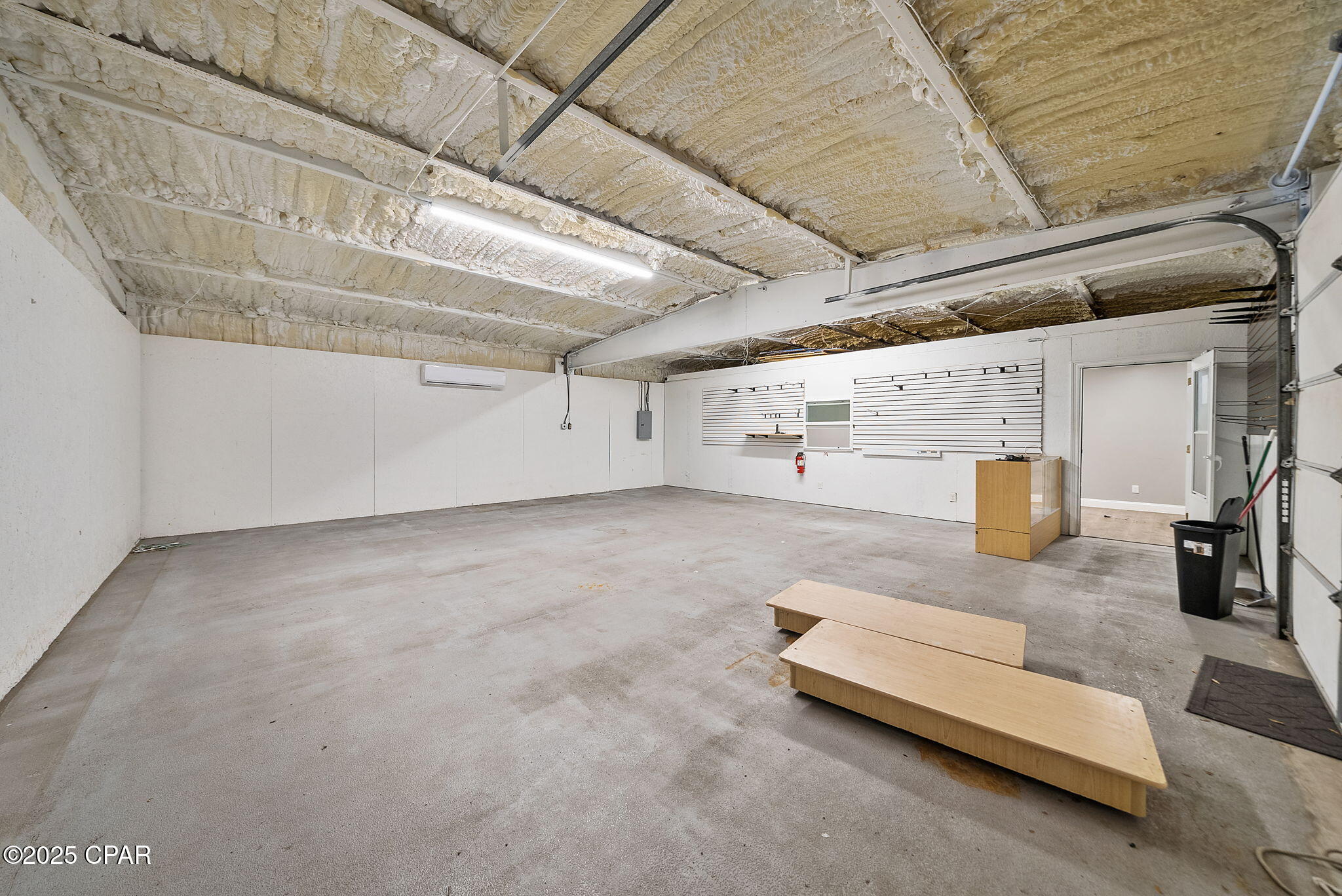 [No Recorded Subdiv] - Commercial Sale