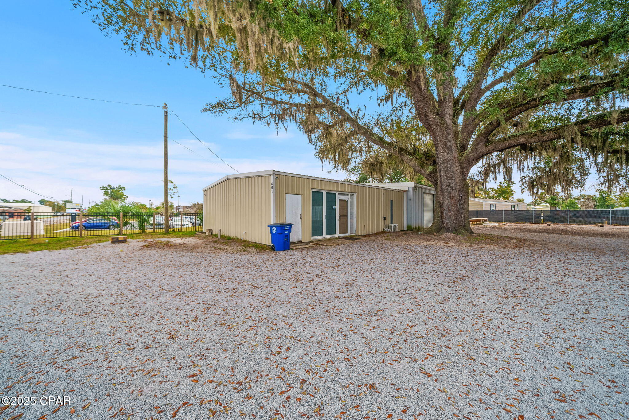 [No Recorded Subdiv] - Commercial Sale