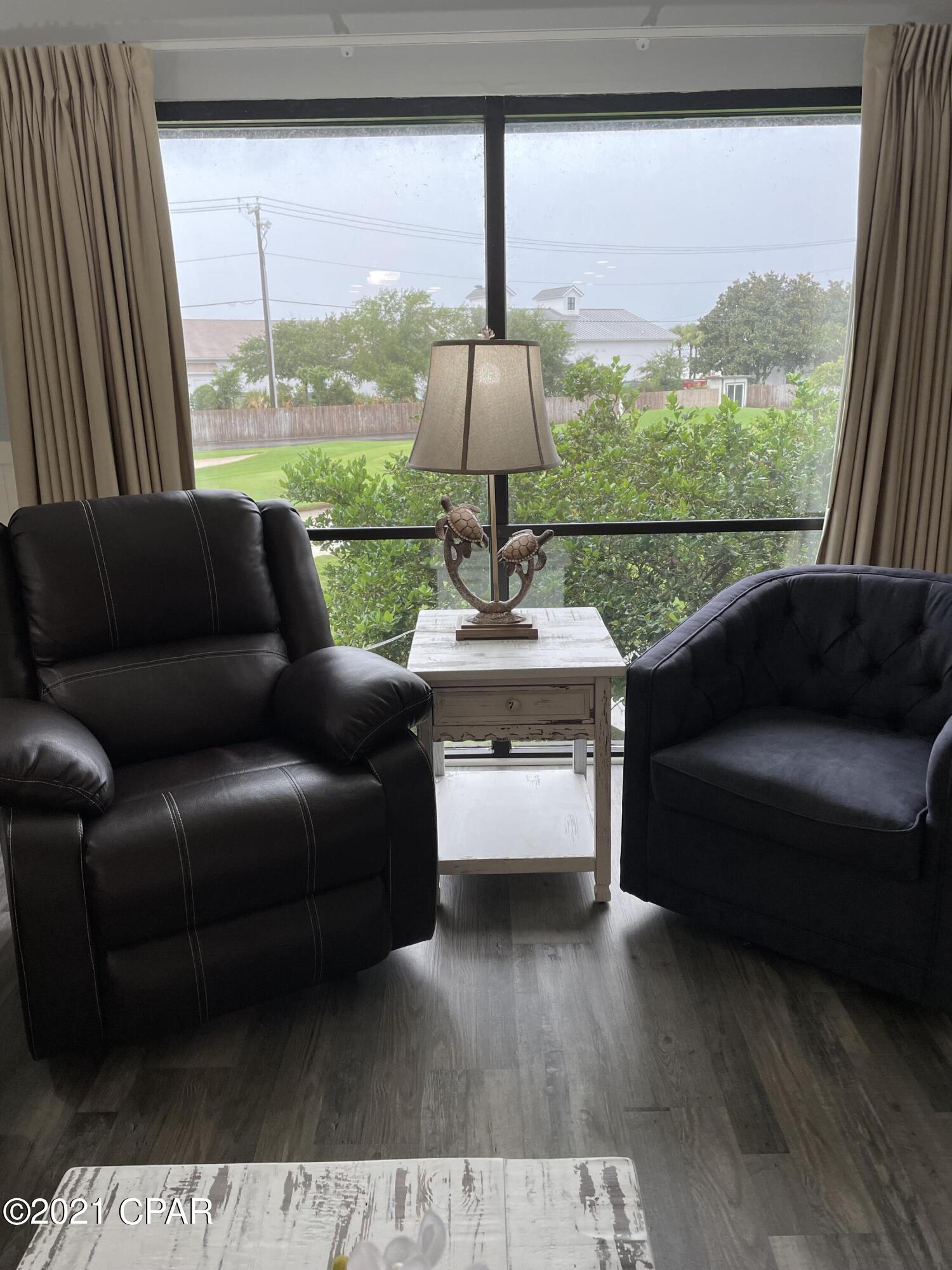 Edgewater Golf Villas V-B - Residential