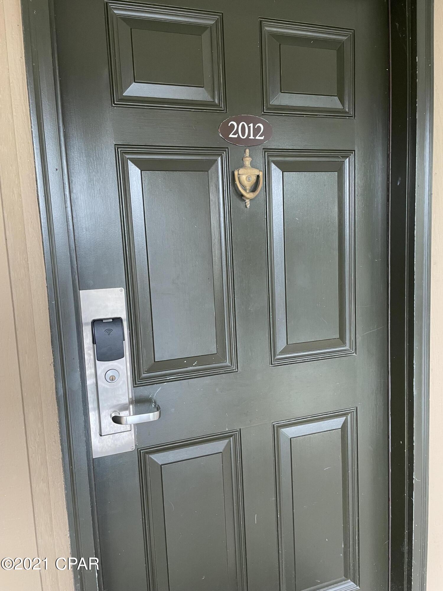 Edgewater Golf Villas V-B - Residential