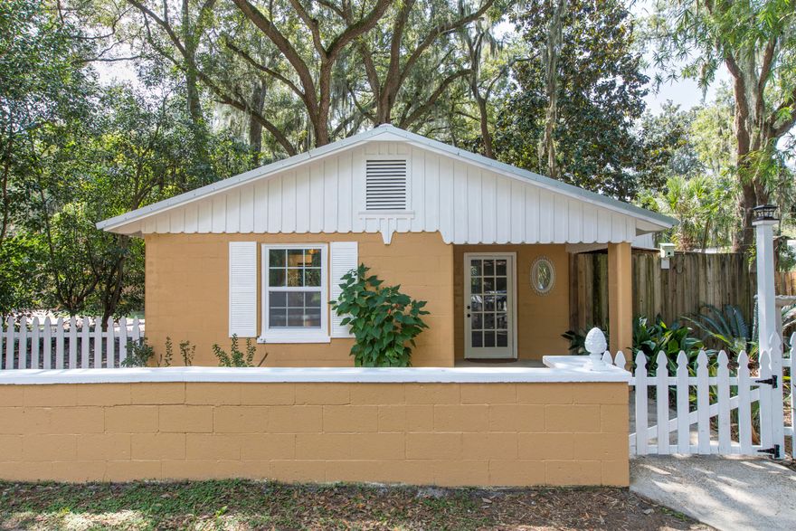 'CURRENTLY UNDER CONTRACT, SELLER ACCEPTING BACKUP OFFERS' 

 NO HURRICANE DAMAGE TO HOME: Looking for the simple life...look no longer! This cottage has been completely remodeled from head to toe! New roof, Paint, air conditioners, hot water heater, new flooring, paint, windows and more all wrapped up in a picture perfect white picket fence. Short walking distance to the Bay and St. Andrews for dinner and shopping.