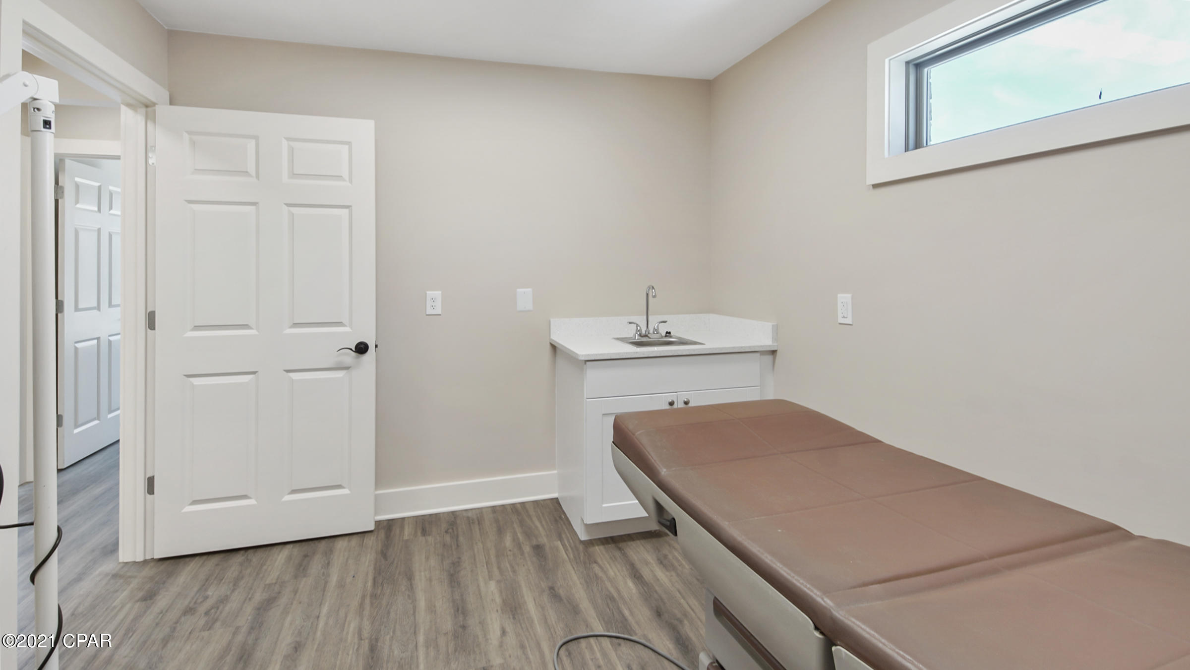 Sudduths 1st Add - Commercial Lease