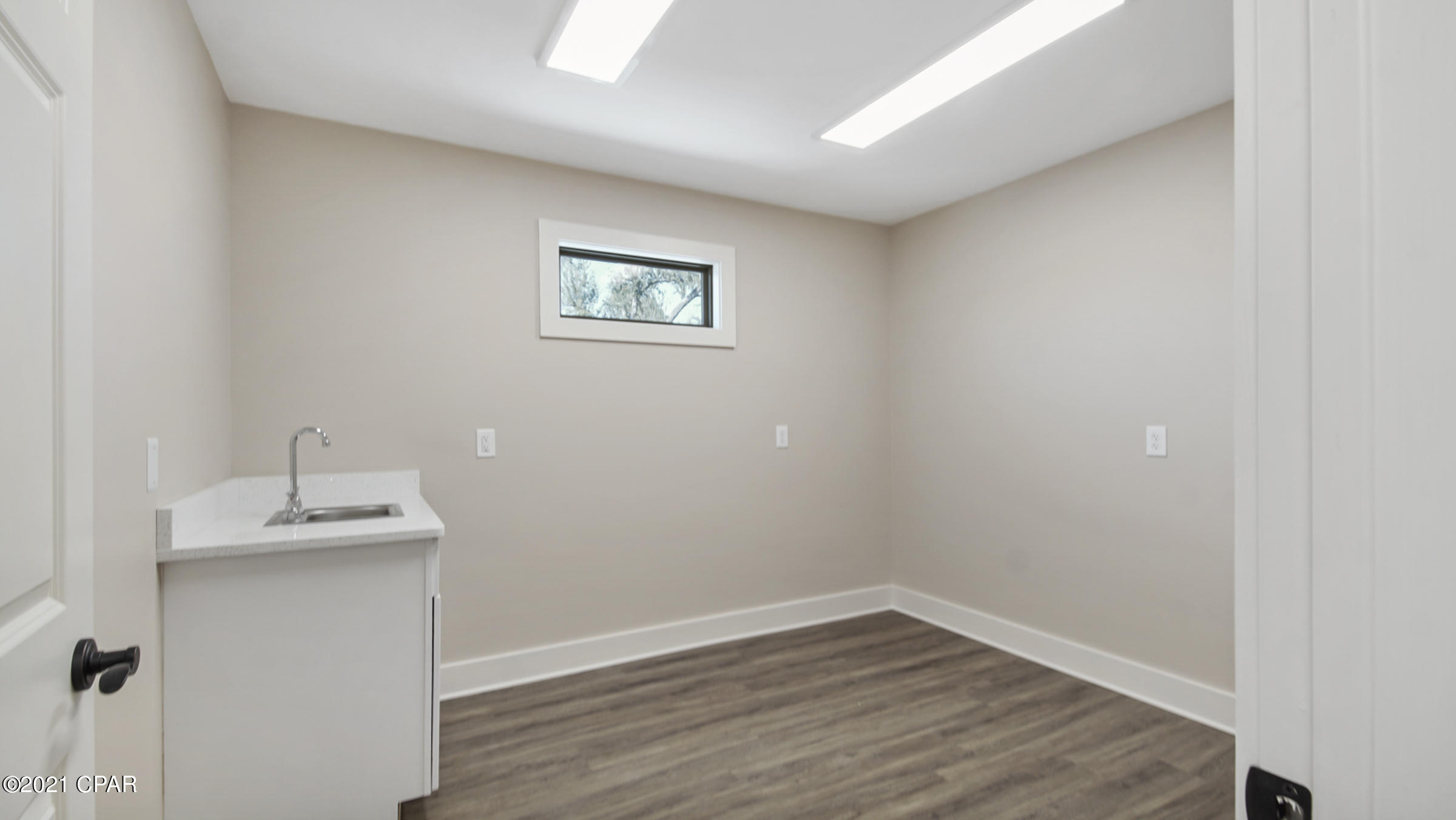 Sudduths 1st Add - Commercial Lease