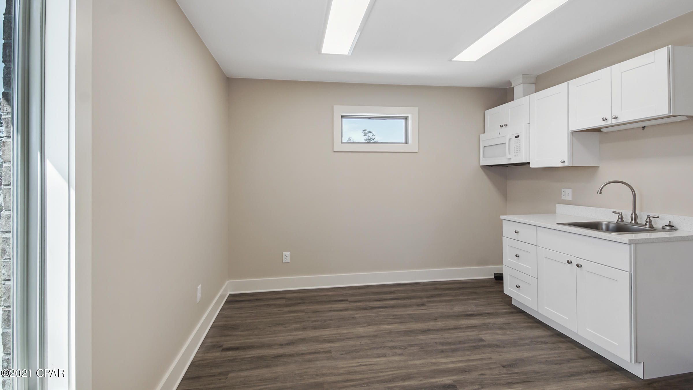 Sudduths 1st Add - Commercial Lease