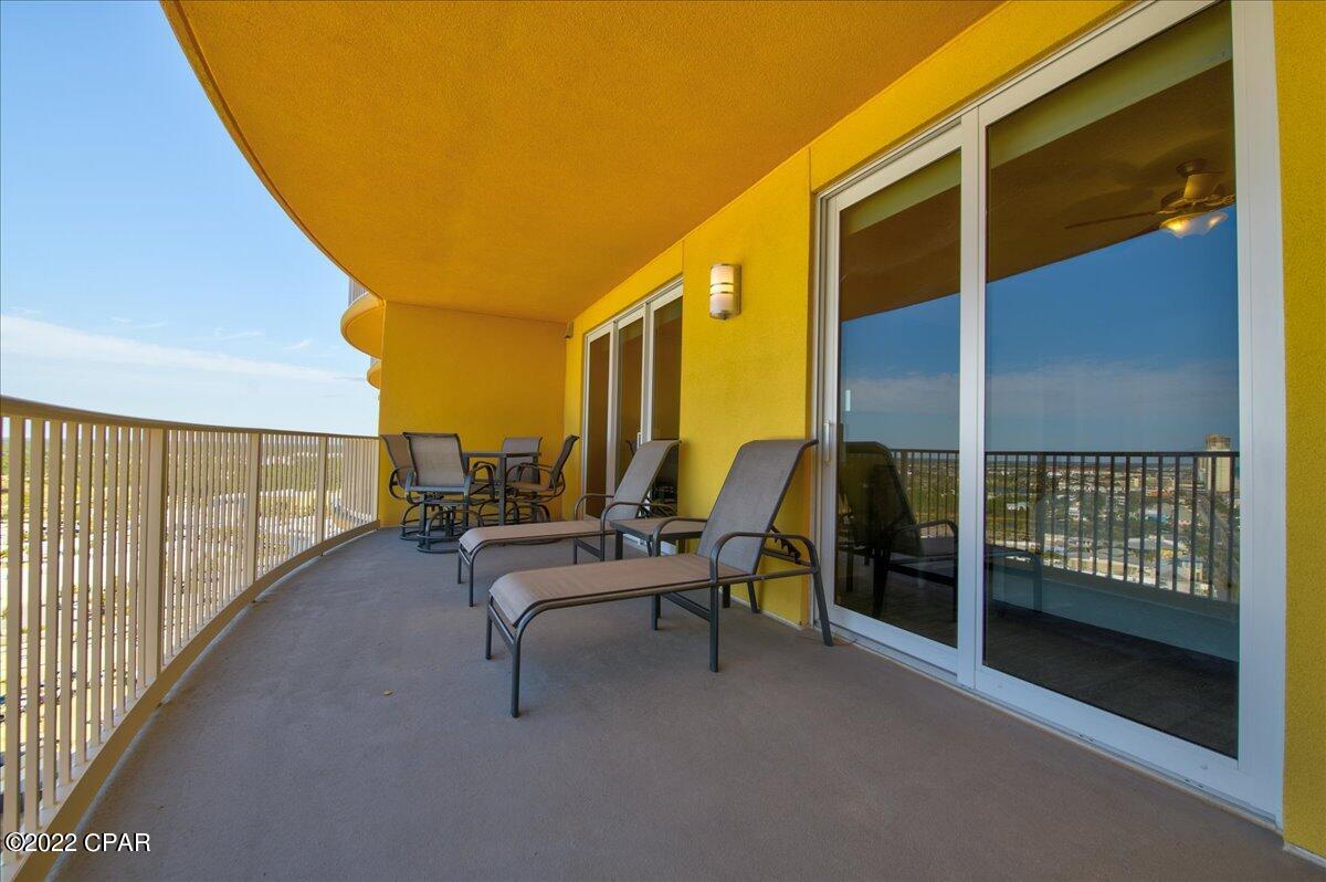 Calypso Towers III - Residential