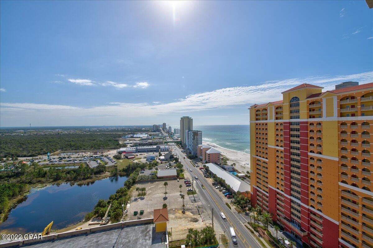 Calypso Towers III - Residential