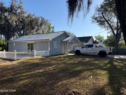 601 E 4th Court Panama City FL 32401