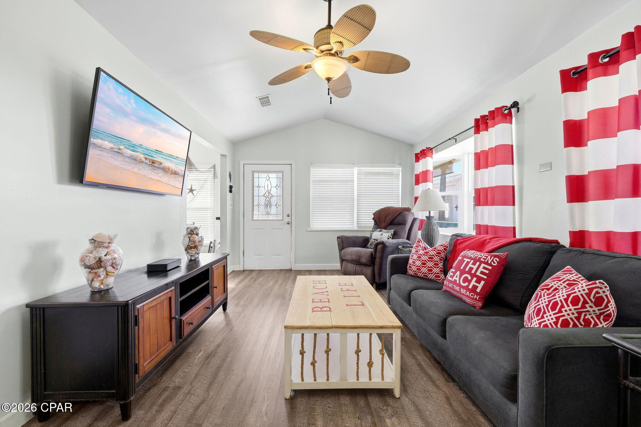 Venture Out Travel Trail - Residential