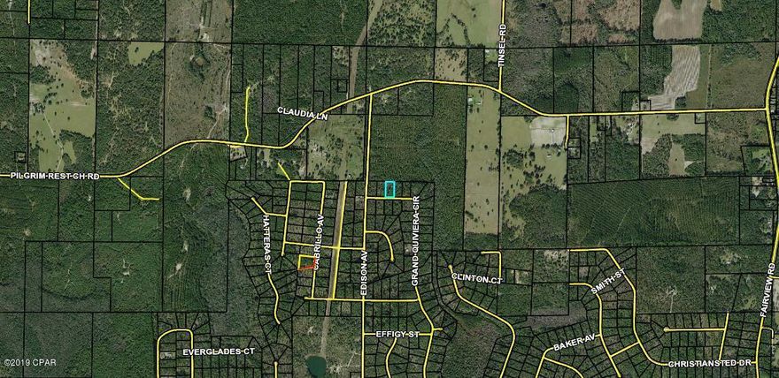 Building lot in Compass Lake in the Hills.  Enjoy all the amenities afforded a lot owner in this subdivision.  Located 45 minutes from Panama City International airport, beautiful Panama City beaches, & Tyndall Air Force base.