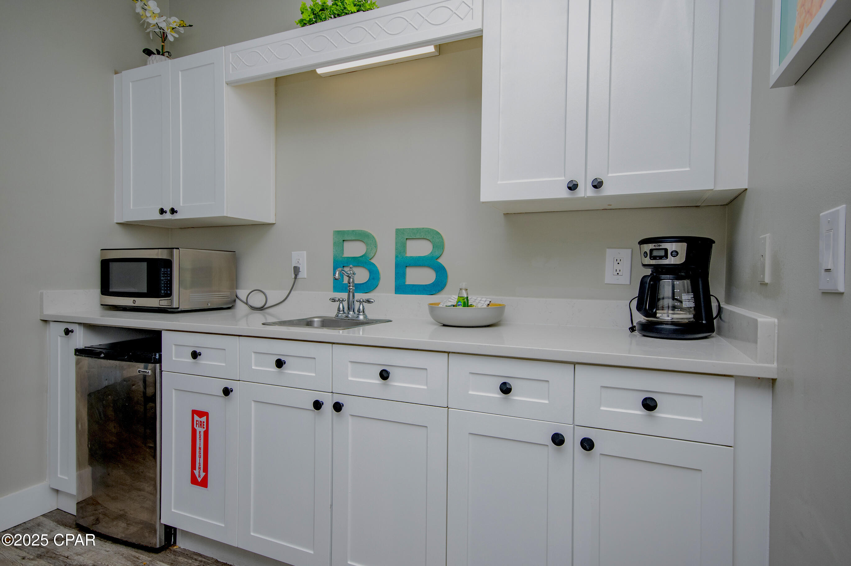 Reviera Beach Villas - Residential