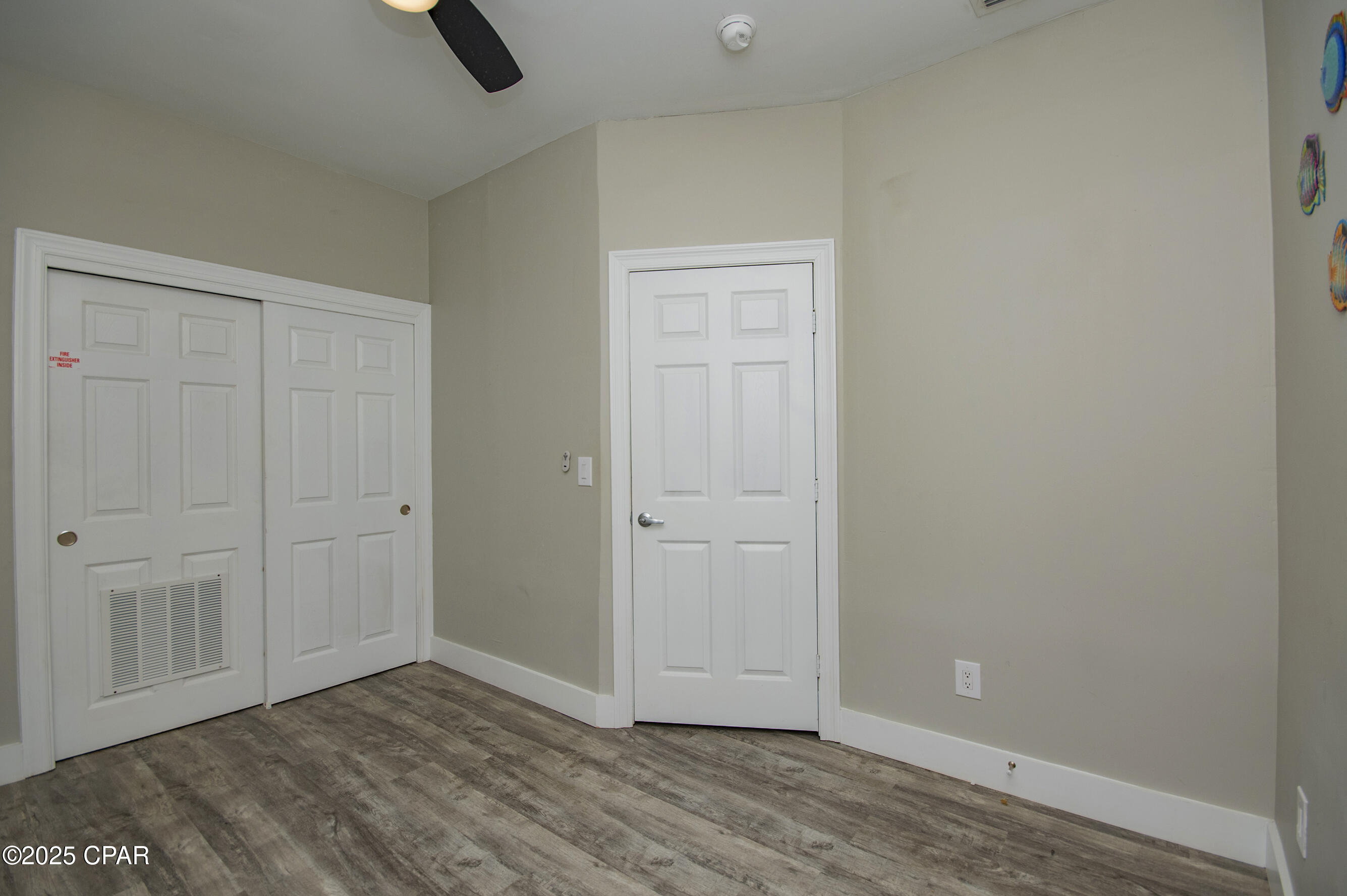 Reviera Beach Villas - Residential