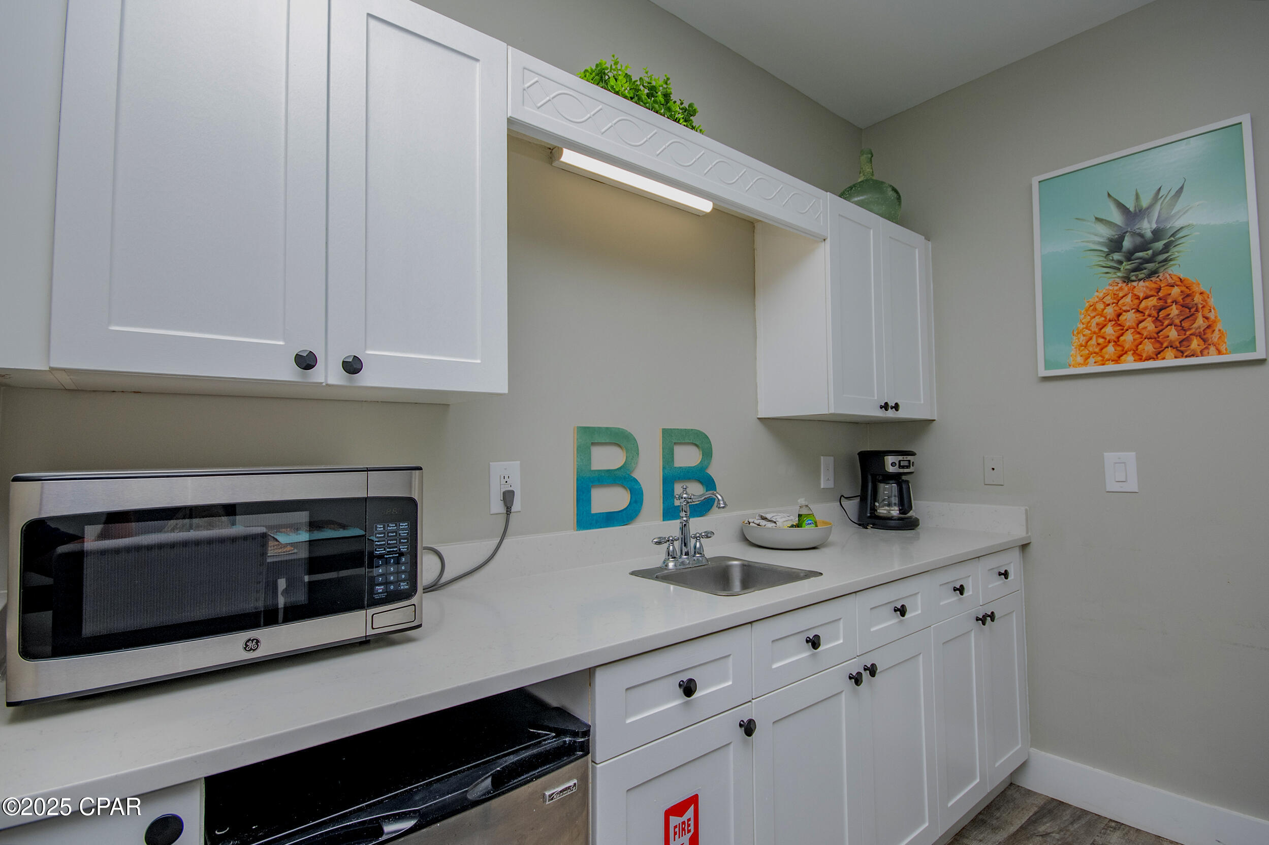 Reviera Beach Villas - Residential