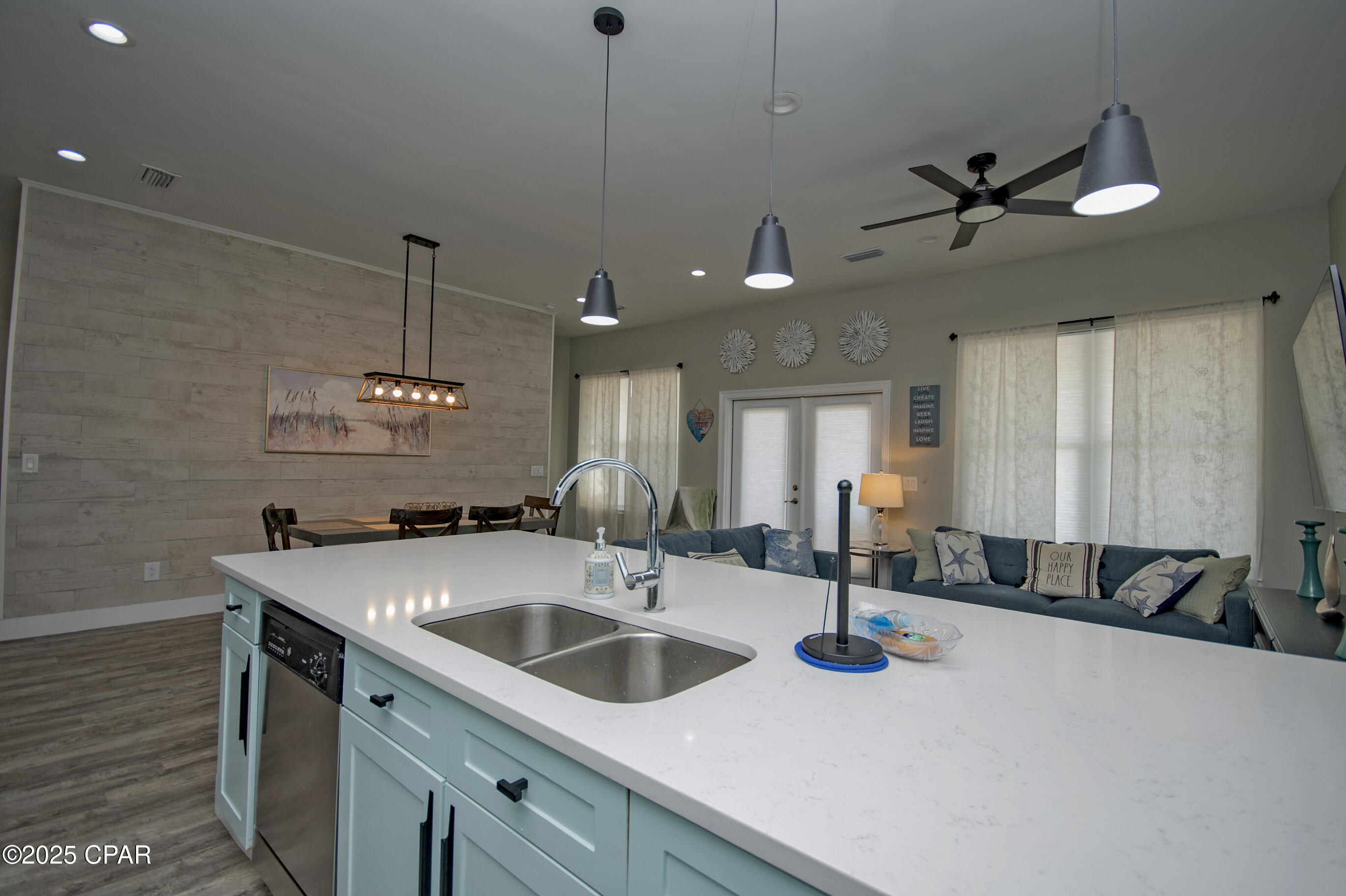 Reviera Beach Villas - Residential