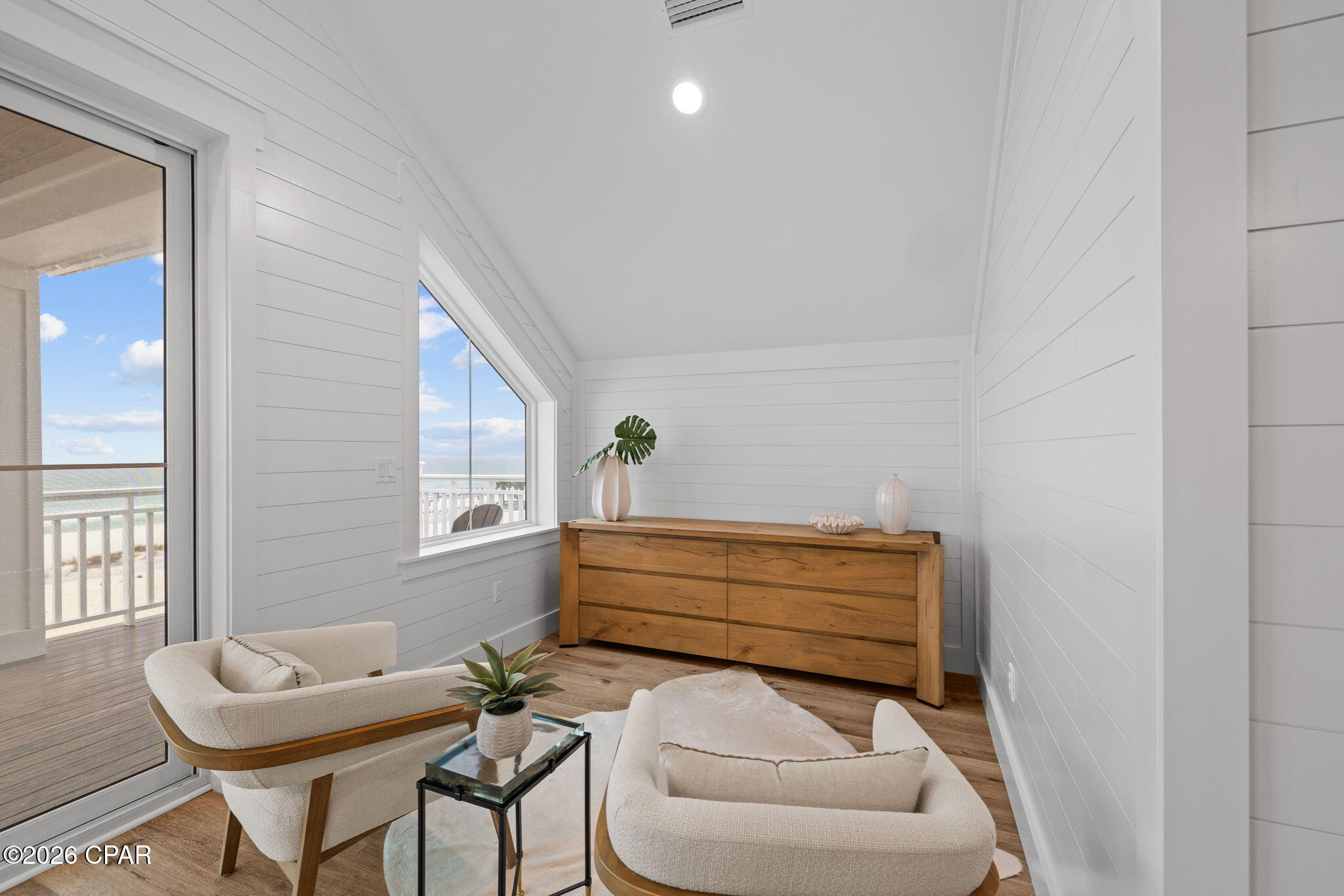 Hadley's Beach - Residential