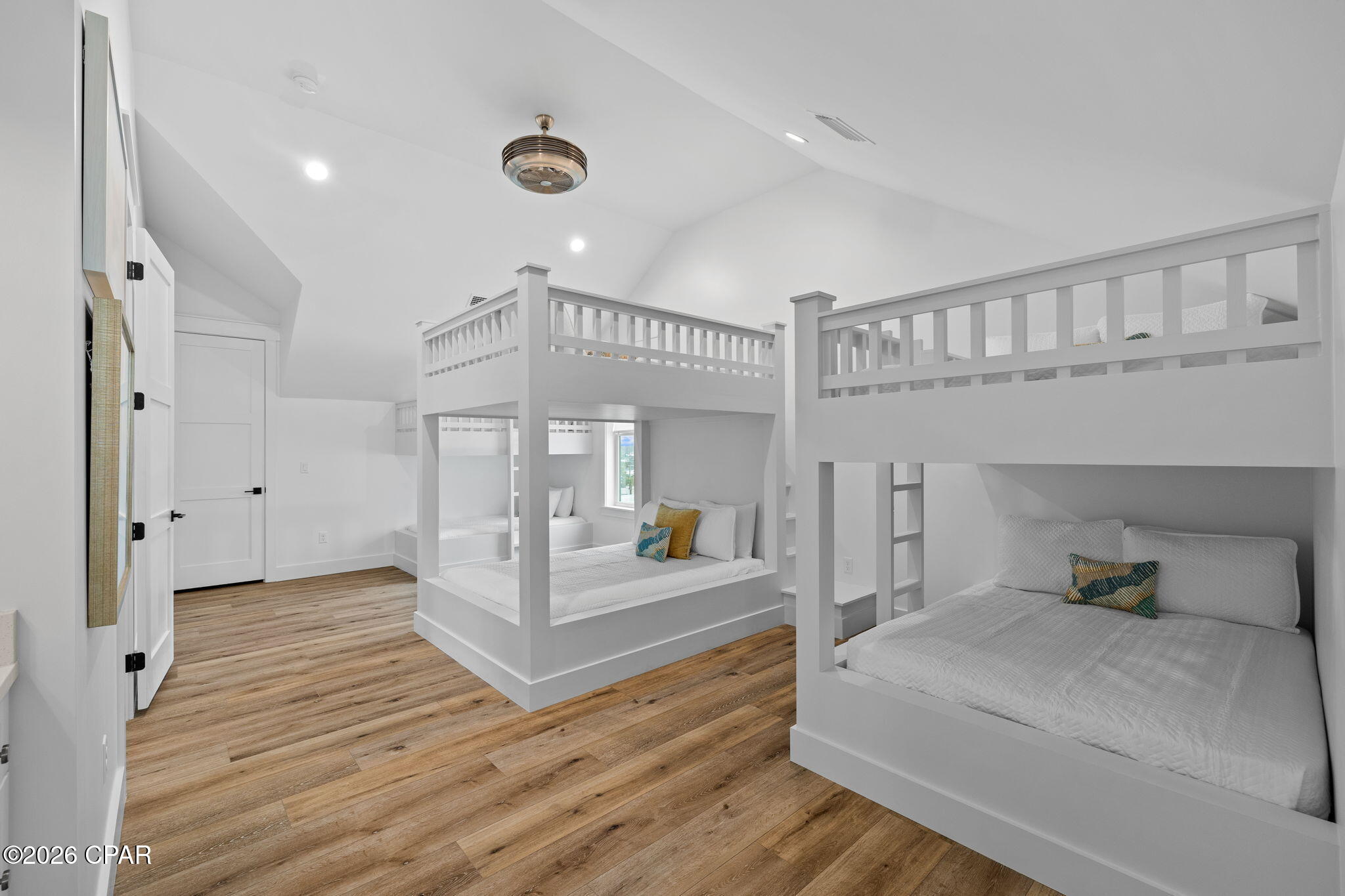 Hadley's Beach - Residential