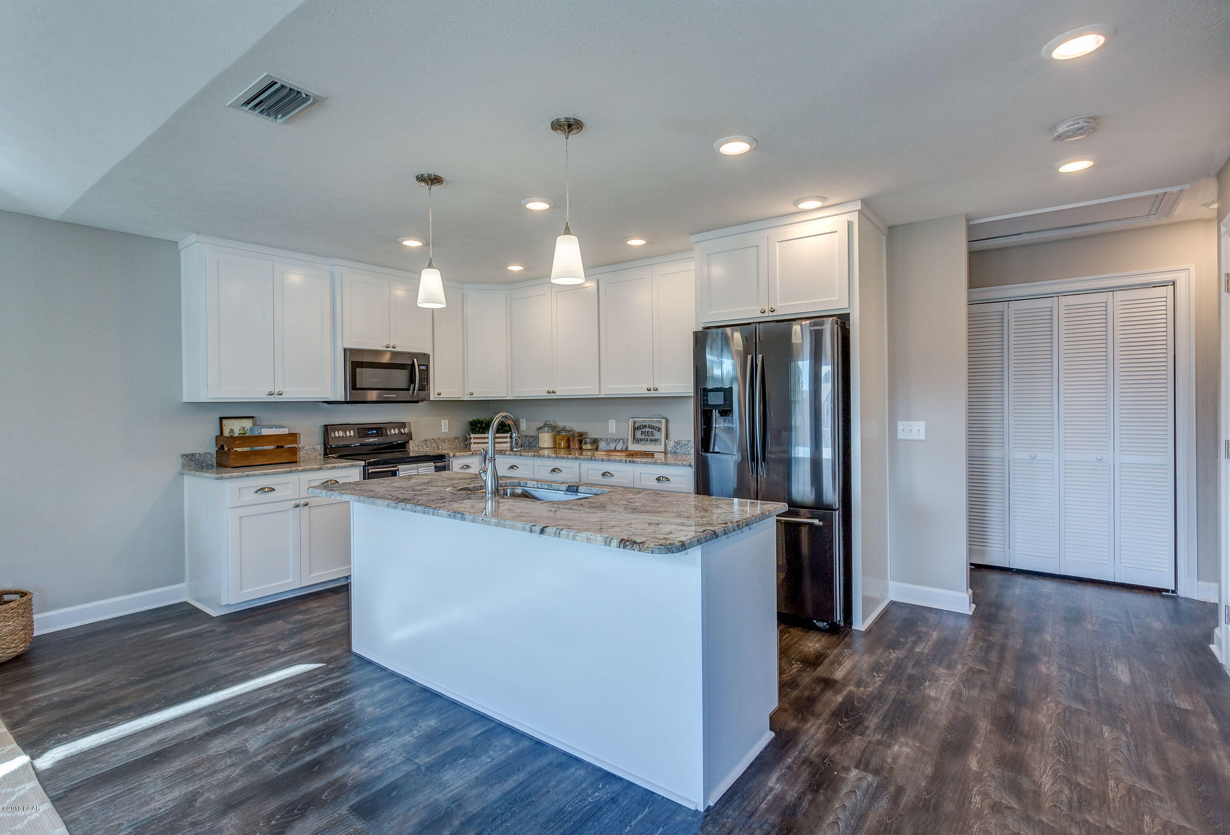 Biltmore Beach 1st Add - Residential