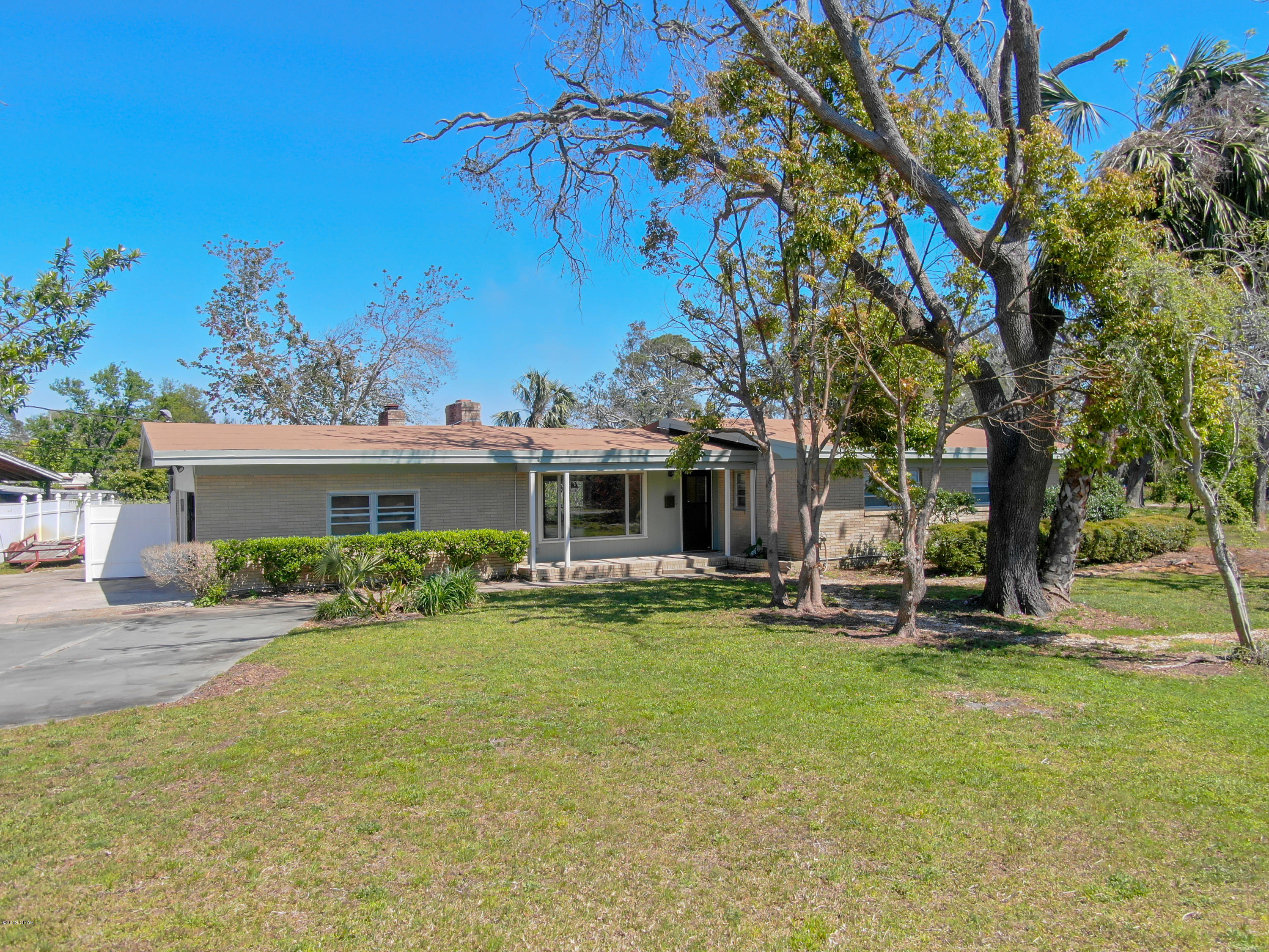 Woodlawn Unit 2 - Residential