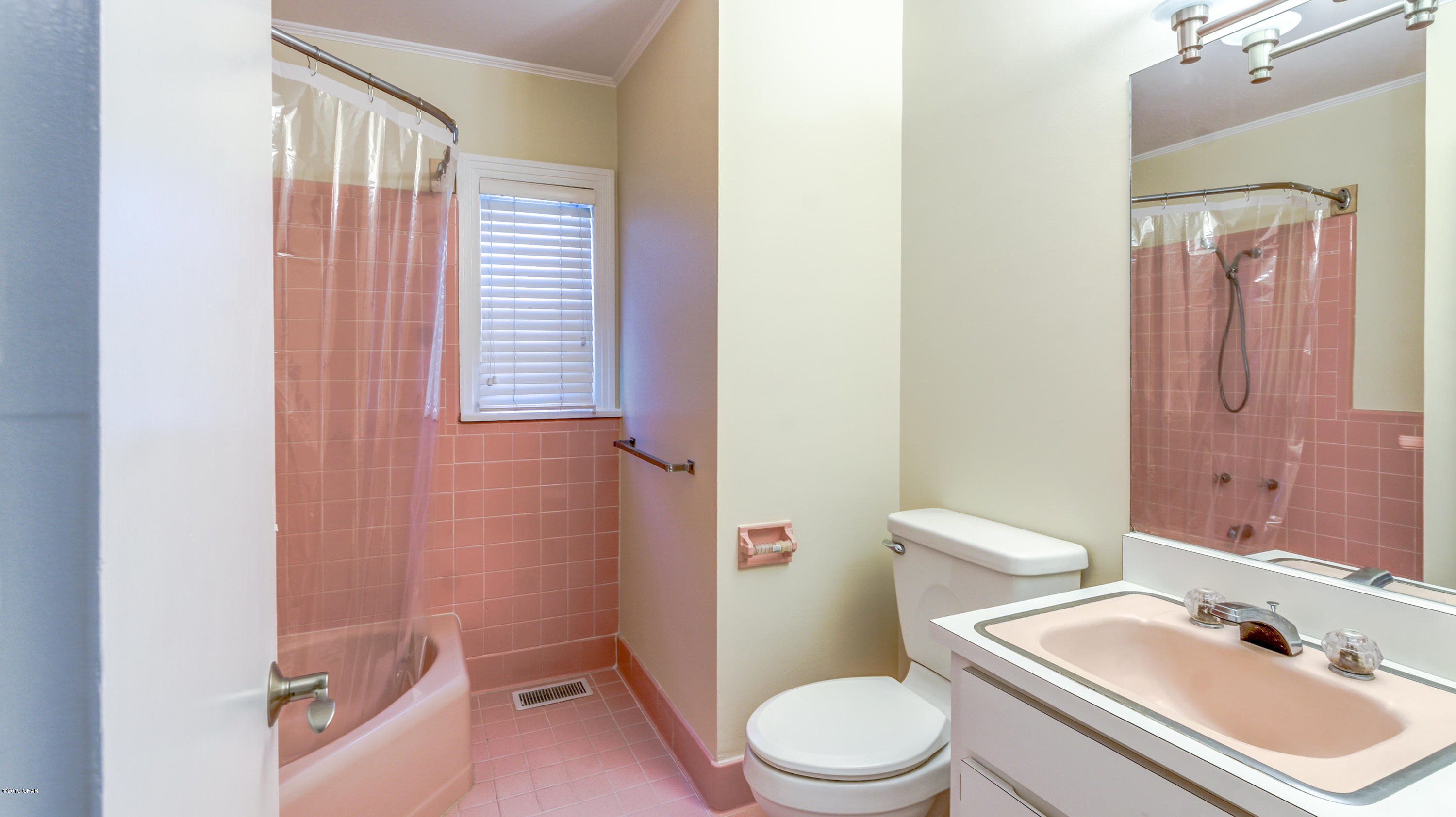 Woodlawn Unit 2 - Residential