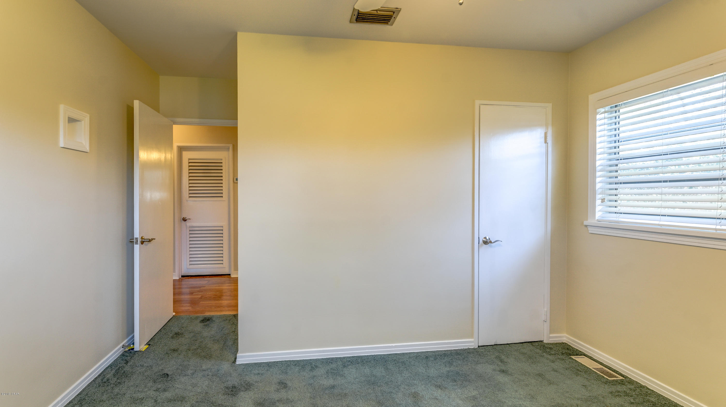 Woodlawn Unit 2 - Residential