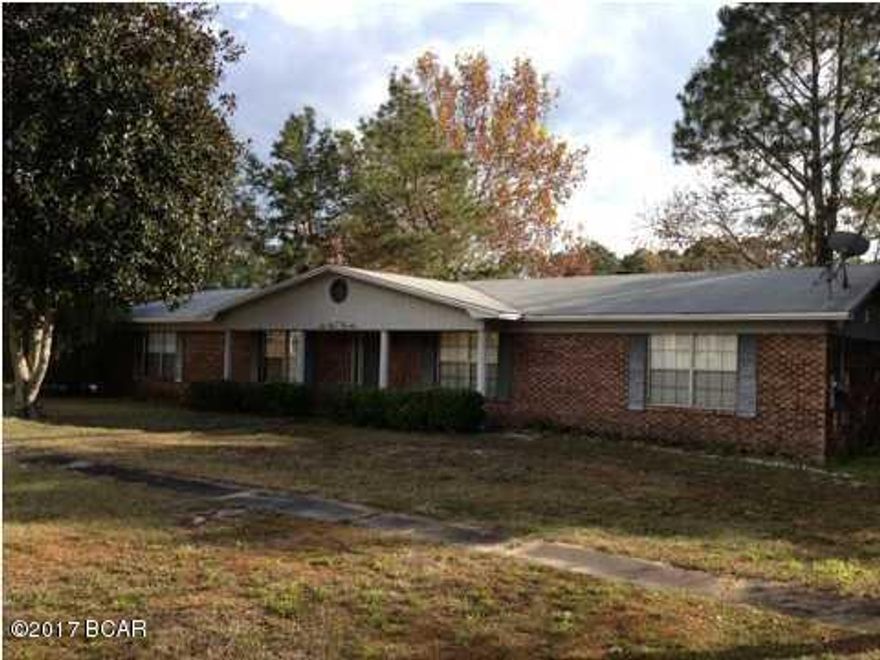 1900SF house with 3-very large bedrooms and 2 baths. Great room with fireplace and patio door to screen porch and fenced yard. Formal dining room can be used as Family rm/den. Breakfast bar with area for table as part of great rm. Cooktop, Wall oven, microwave range hood, refrigerator, window coverings. Inside laundry room?mud room. Storage shed in back yard. Double garage with opener.