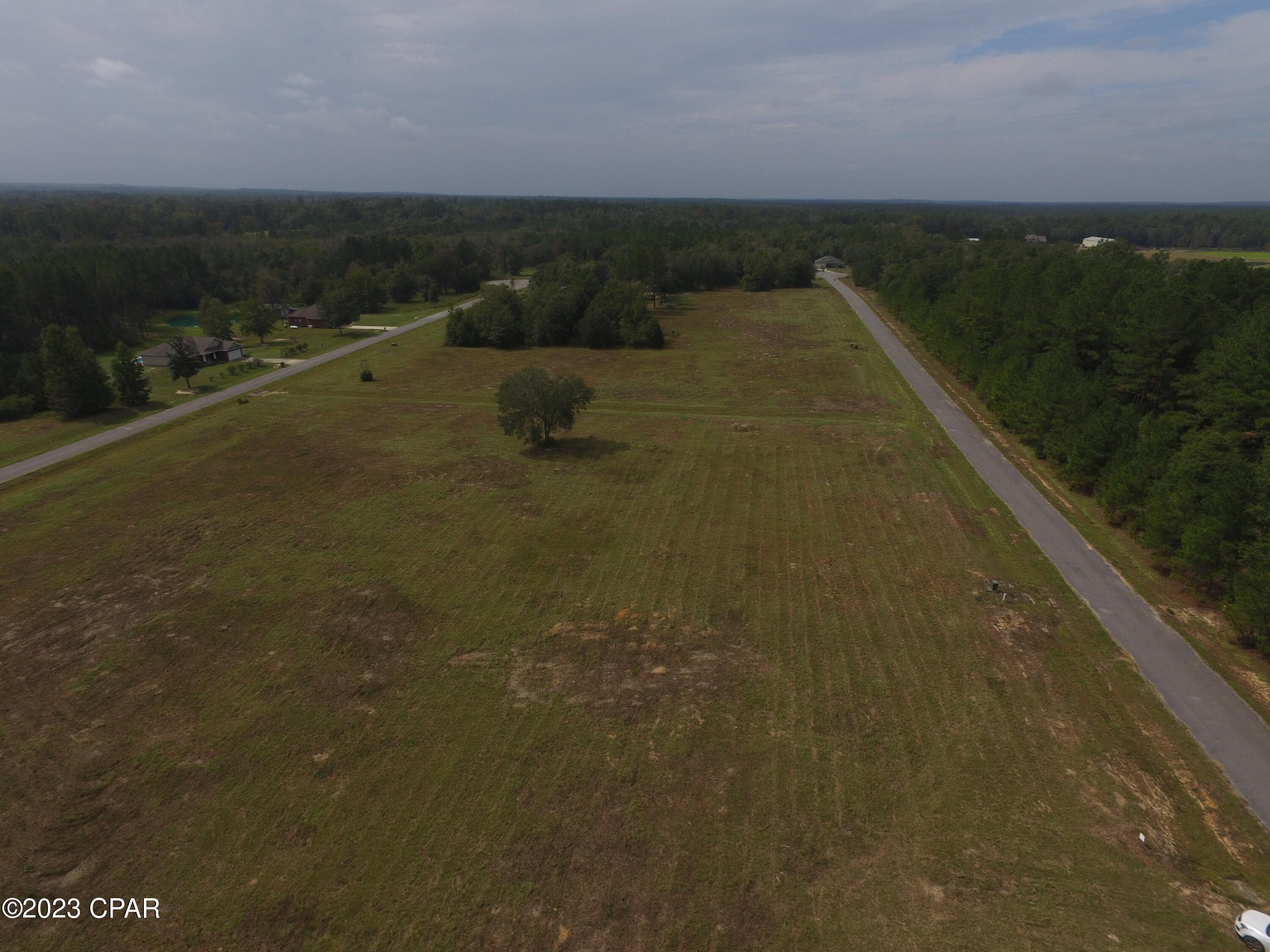 Kiersten Heights - Land