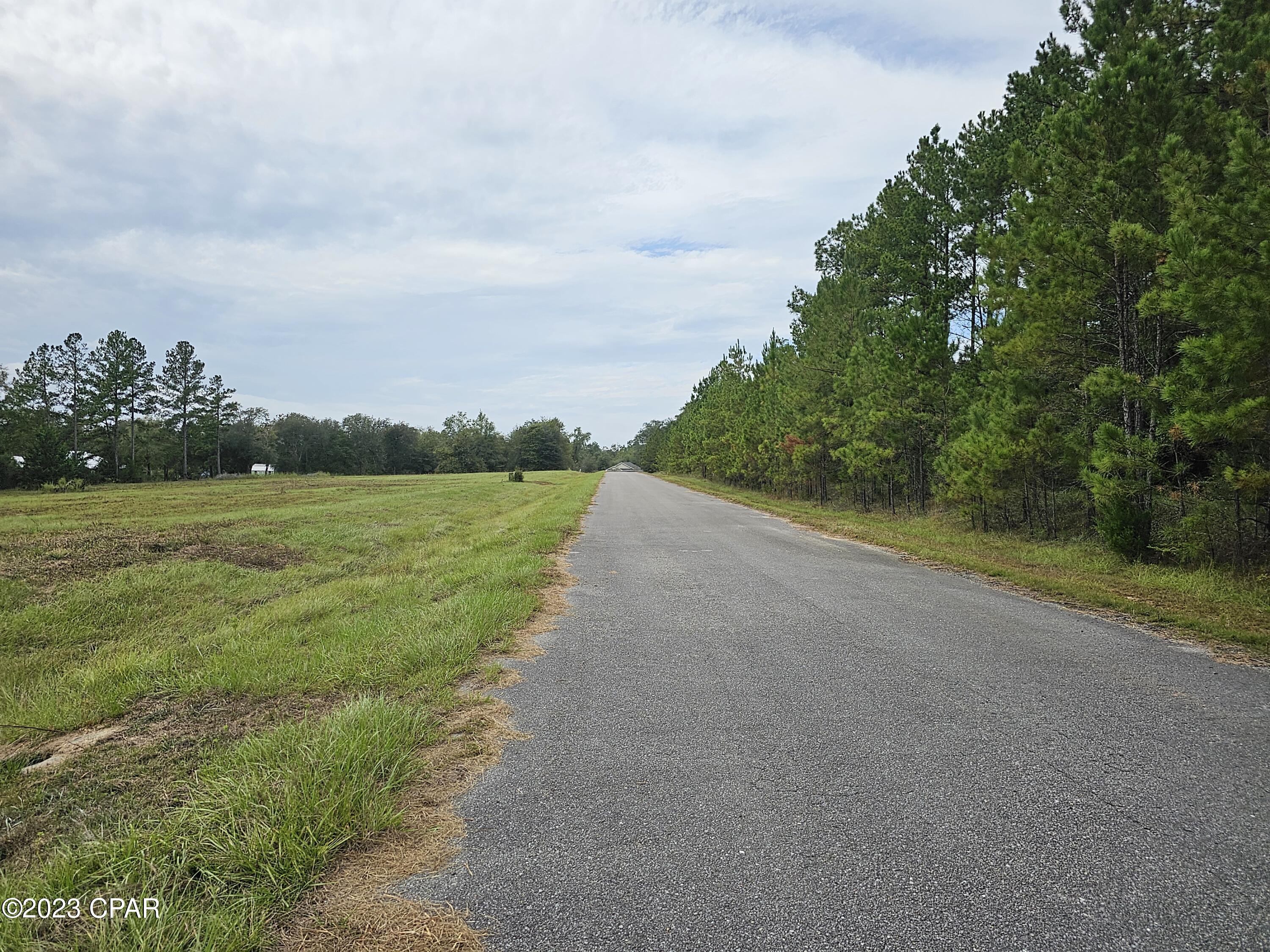 Kiersten Heights - Land