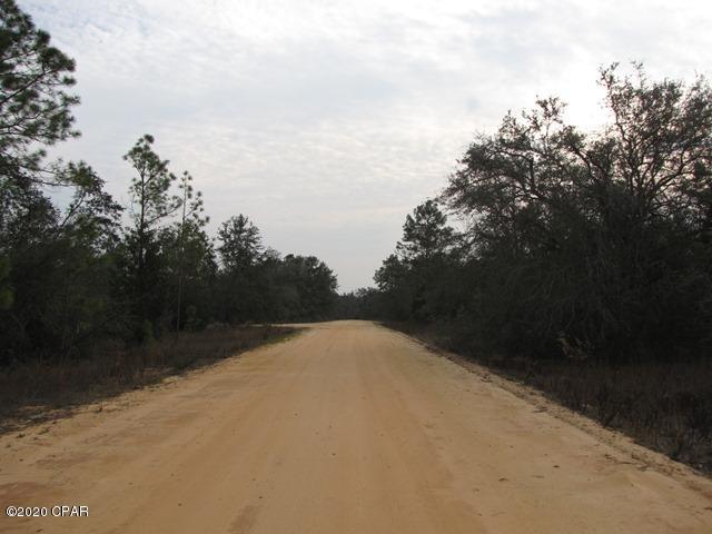 Compass Lake In The Hills - Land