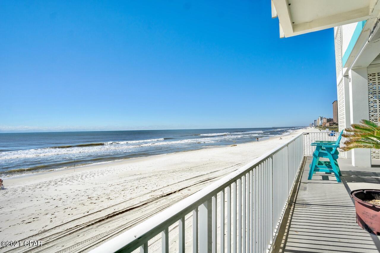 Fontainebleau Terrace - Residential