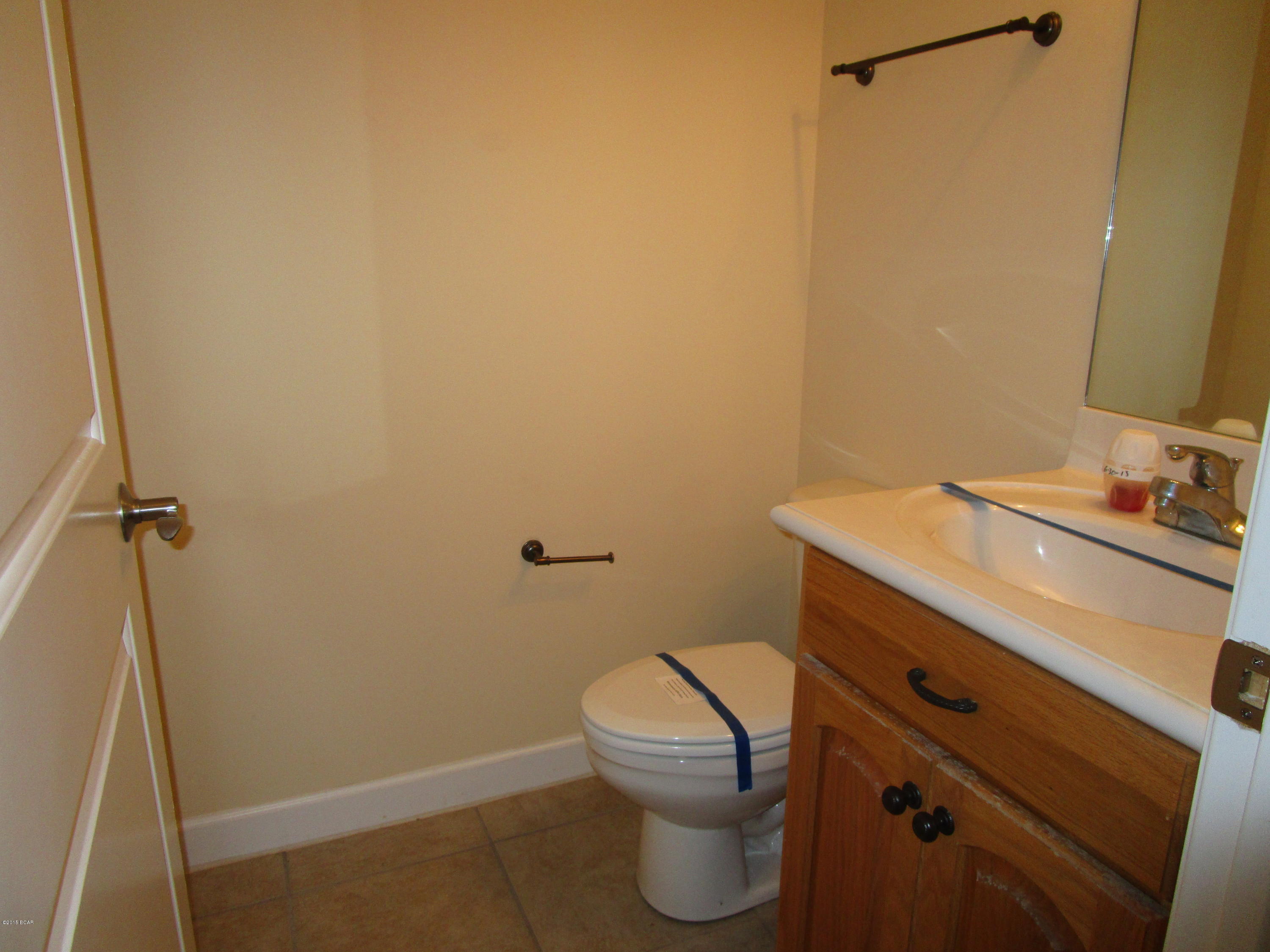 Ashlee Manor - Residential