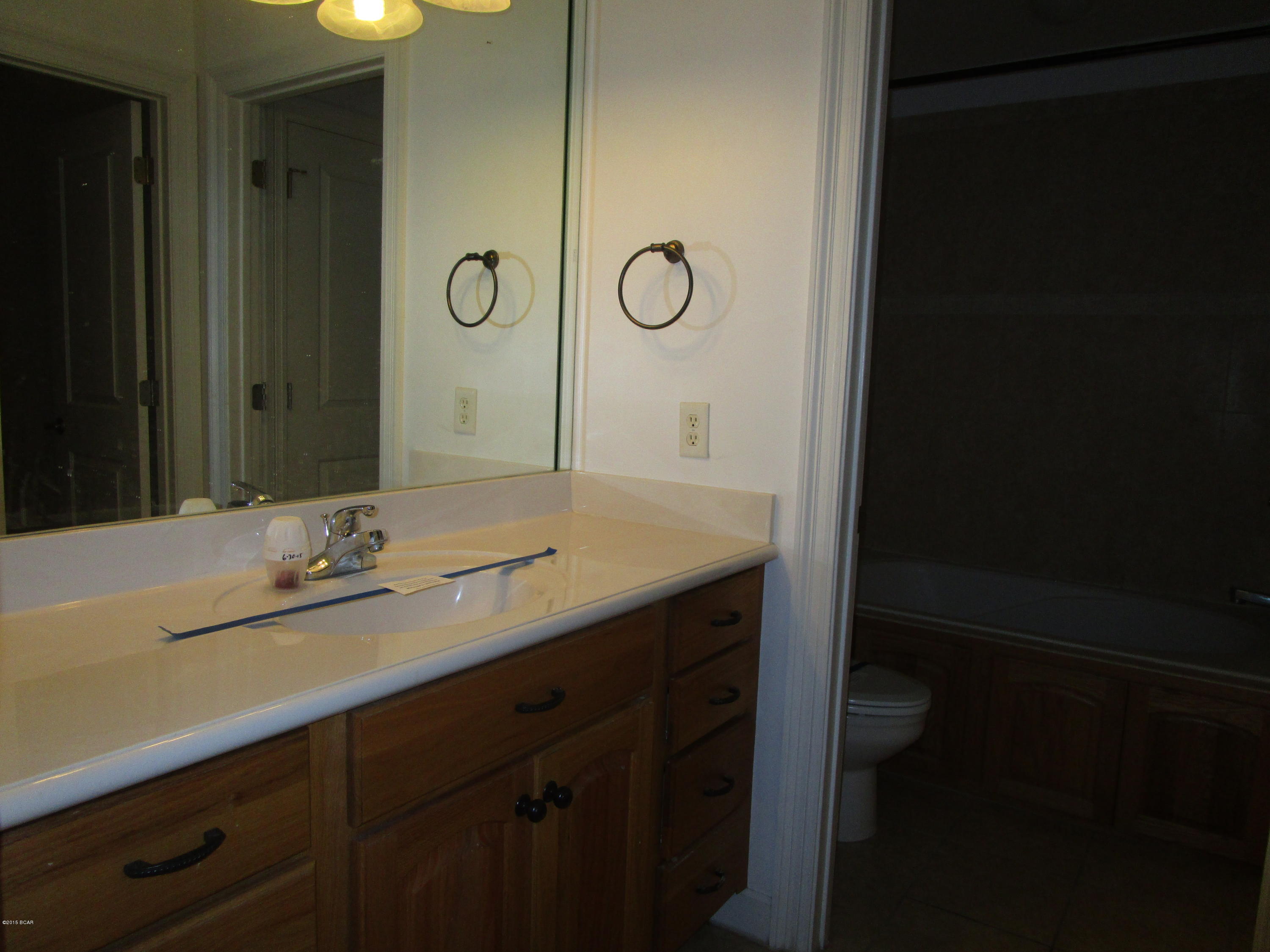 Ashlee Manor - Residential