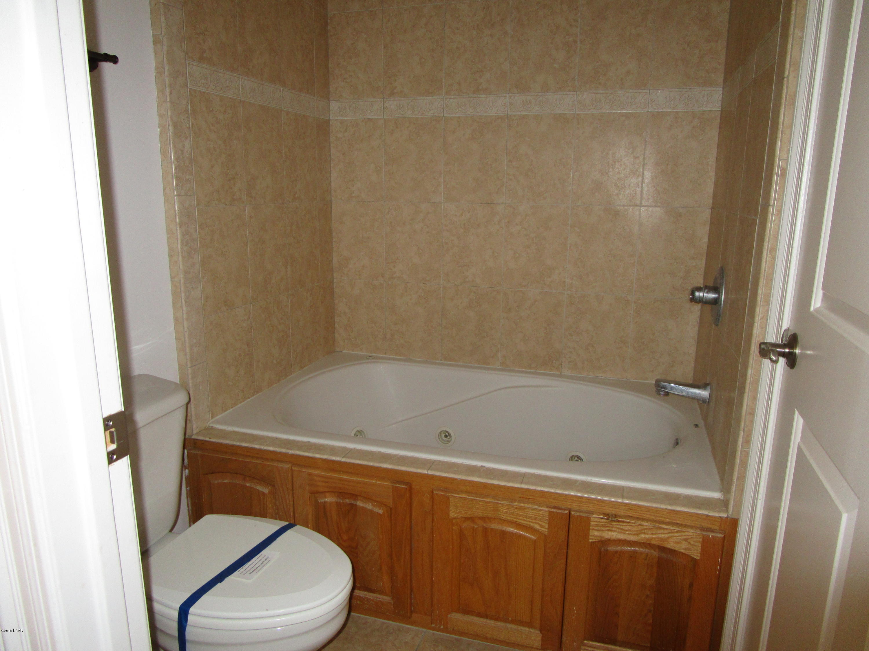 Ashlee Manor - Residential