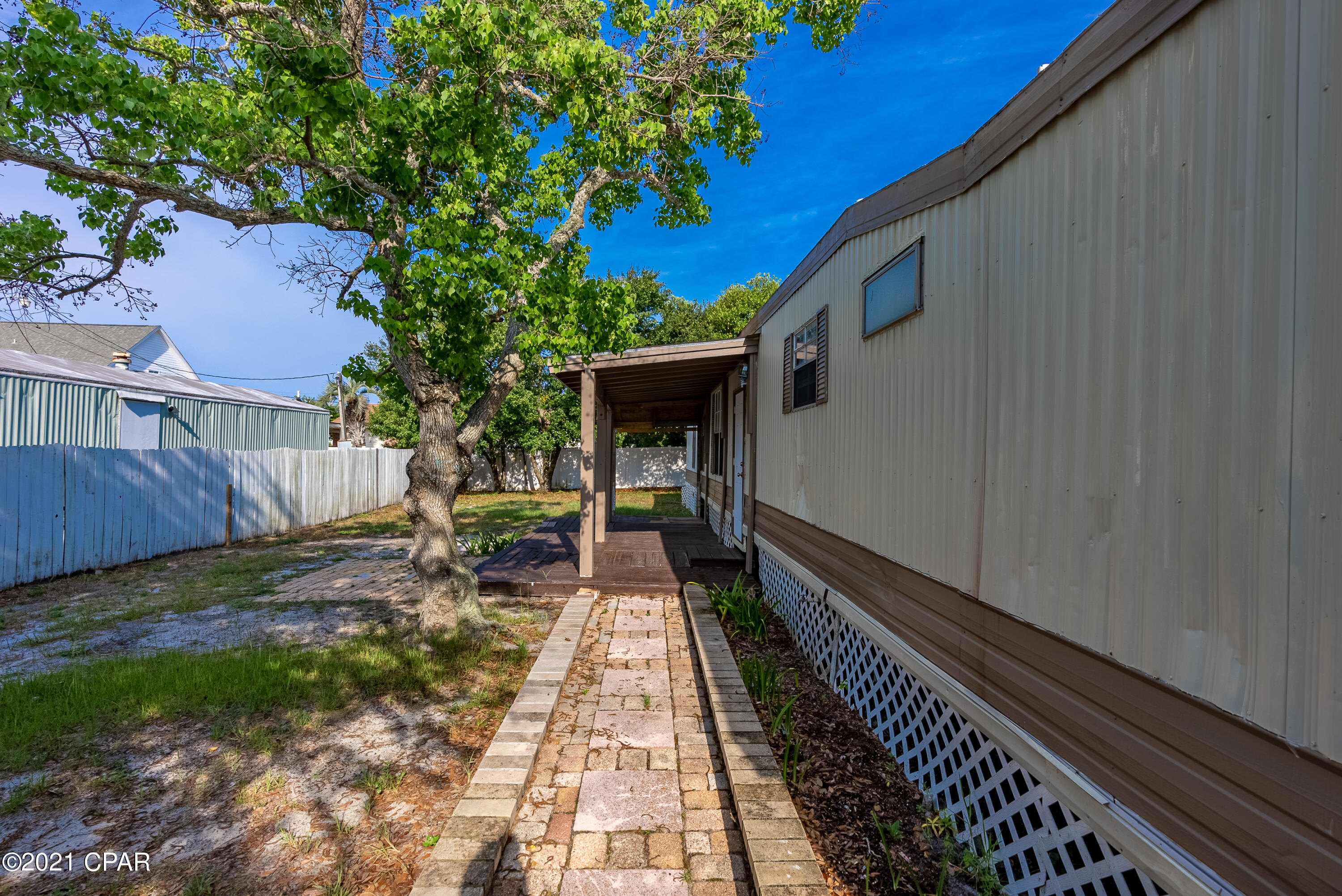 Laguna Beach Estates 9th Add - Residential