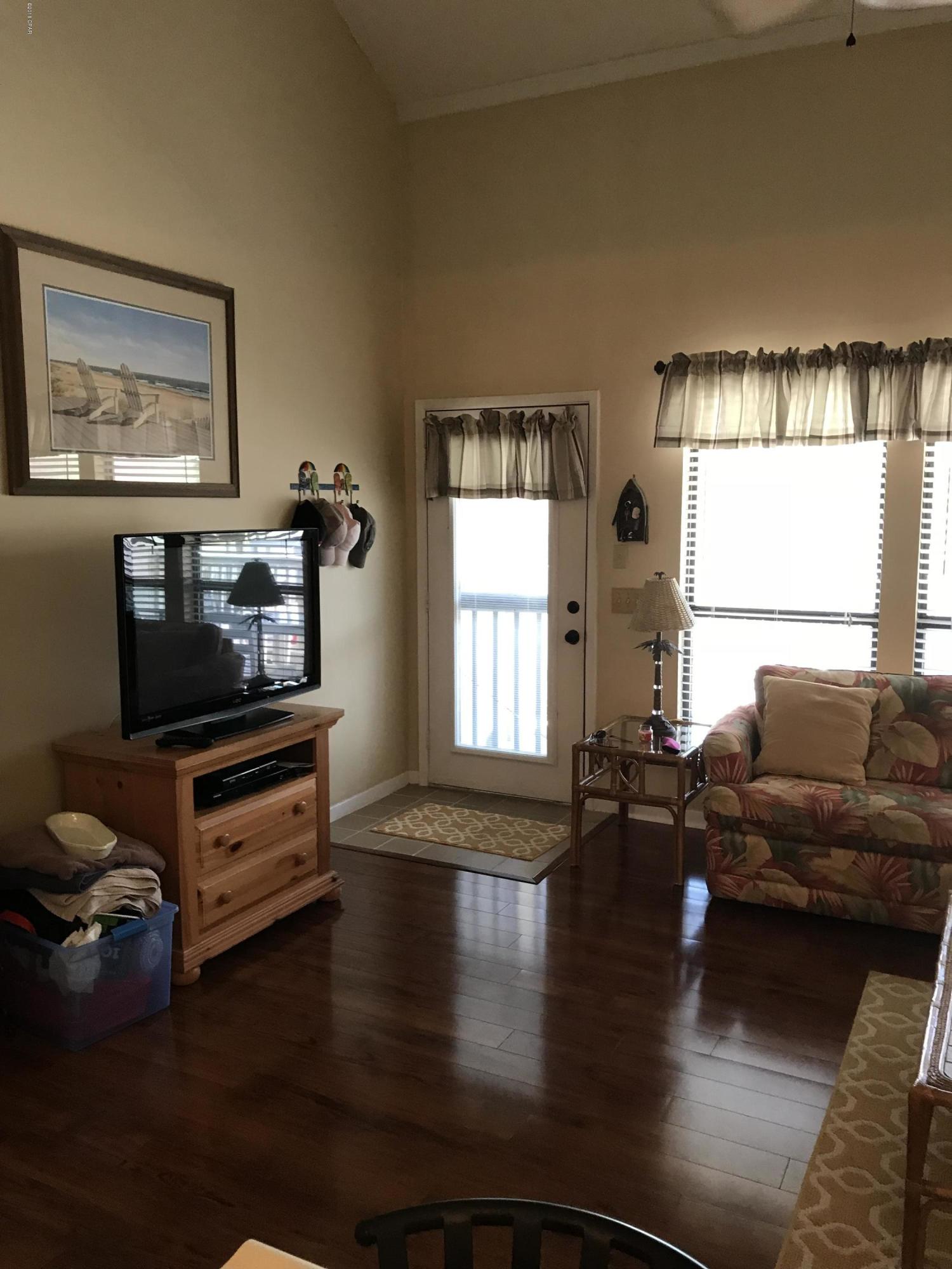 Southwind 1 - Residential