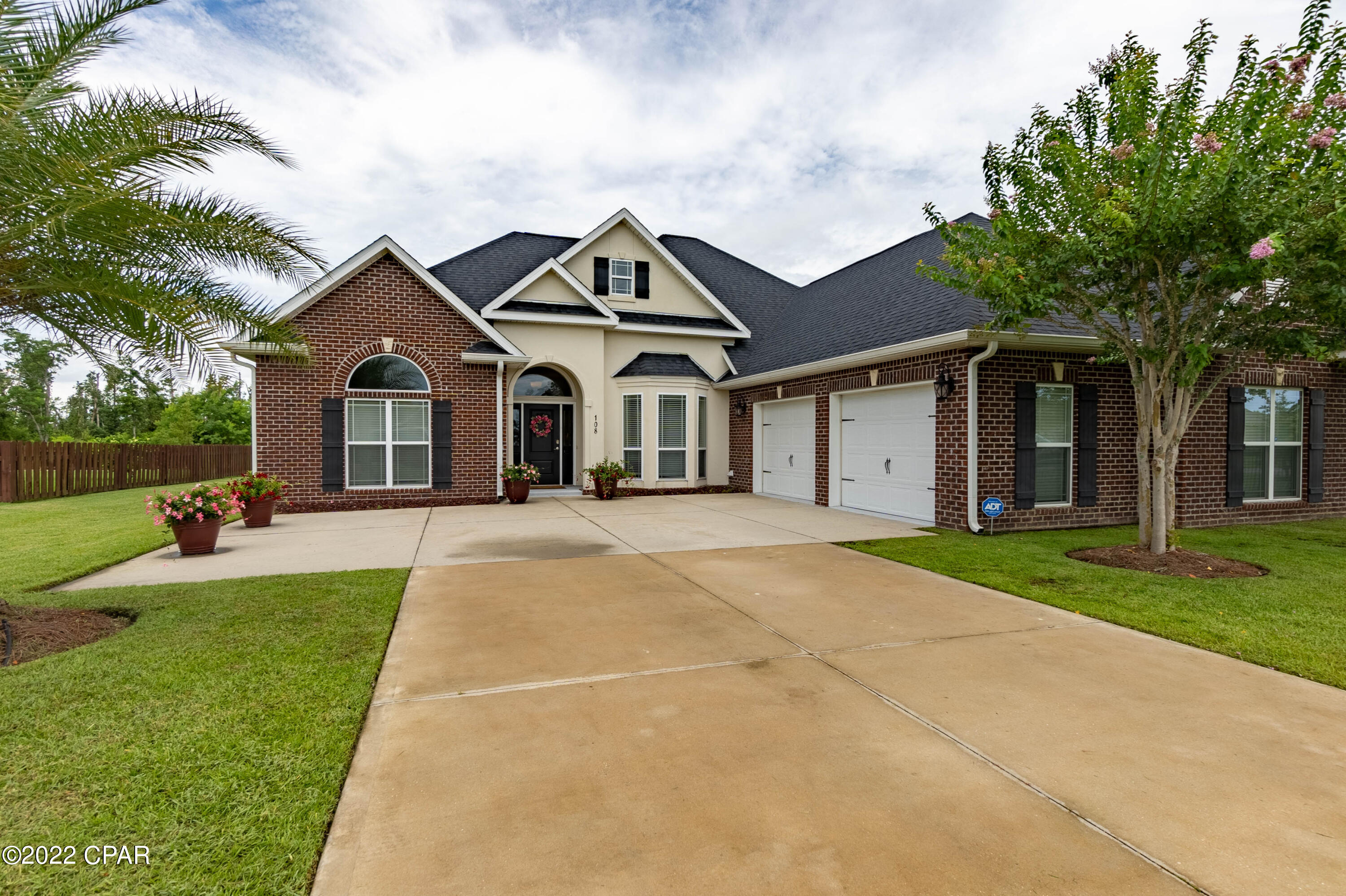 The Meadows & The Pointe - Residential