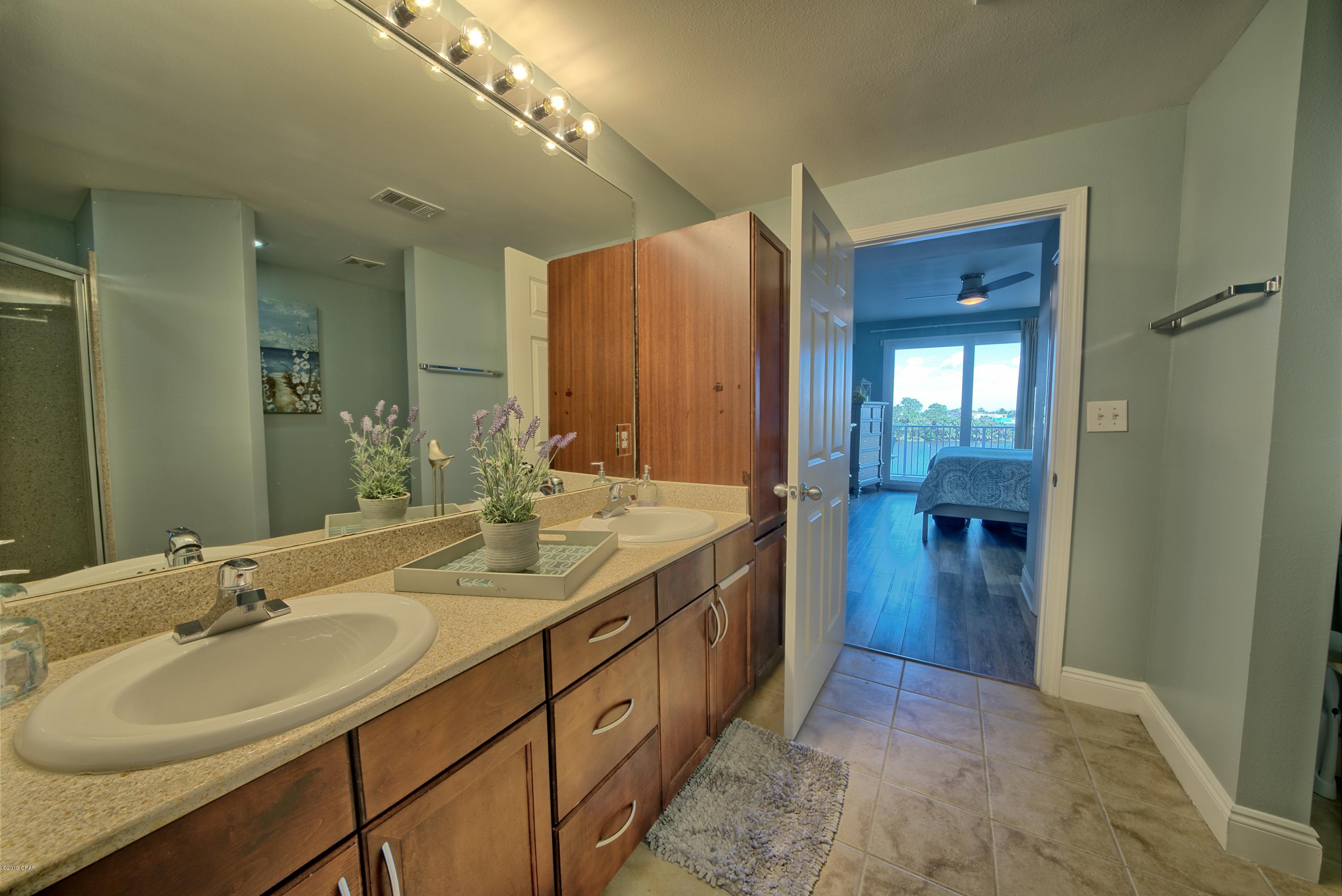 Laketown Wharf - Residential