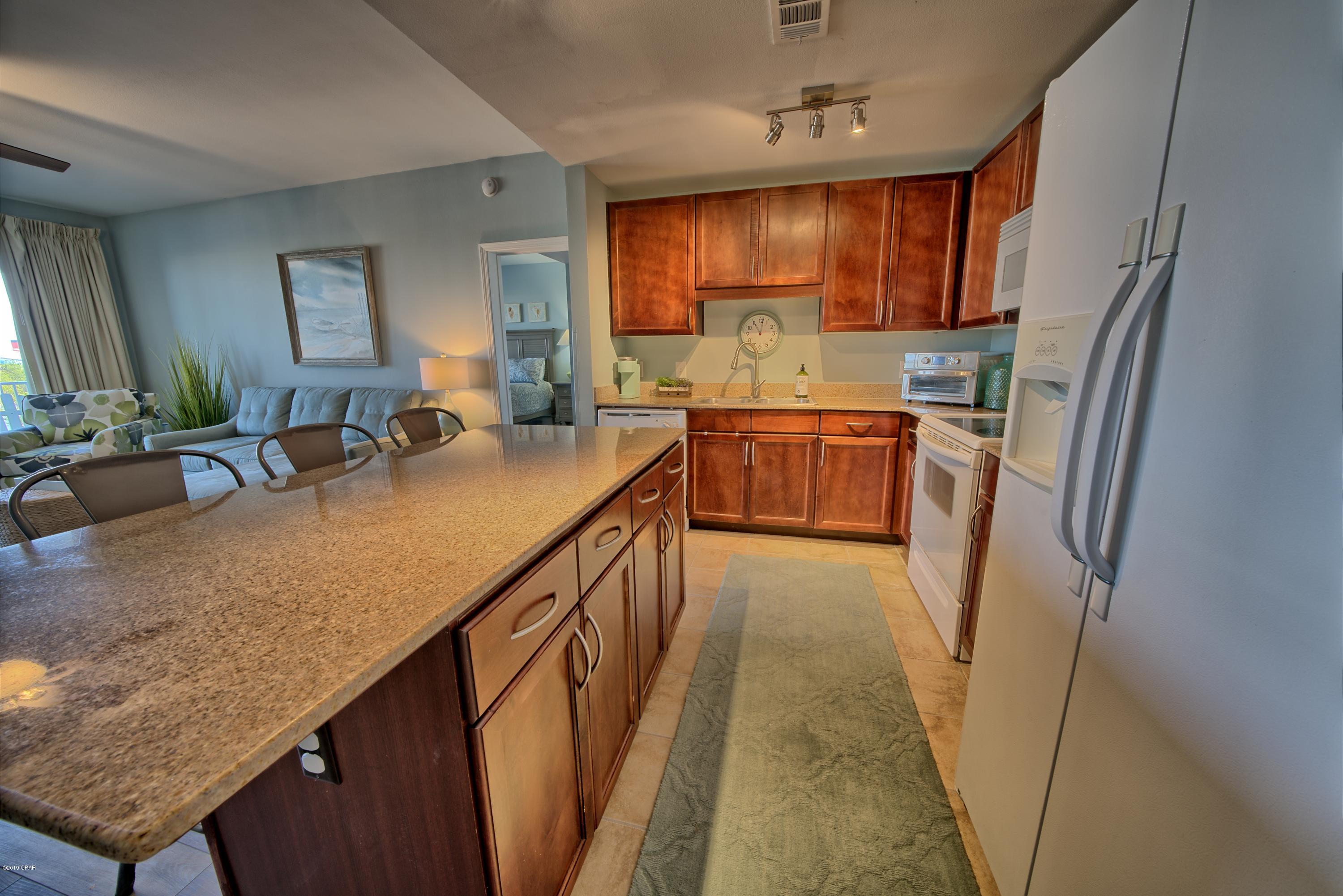 Laketown Wharf - Residential