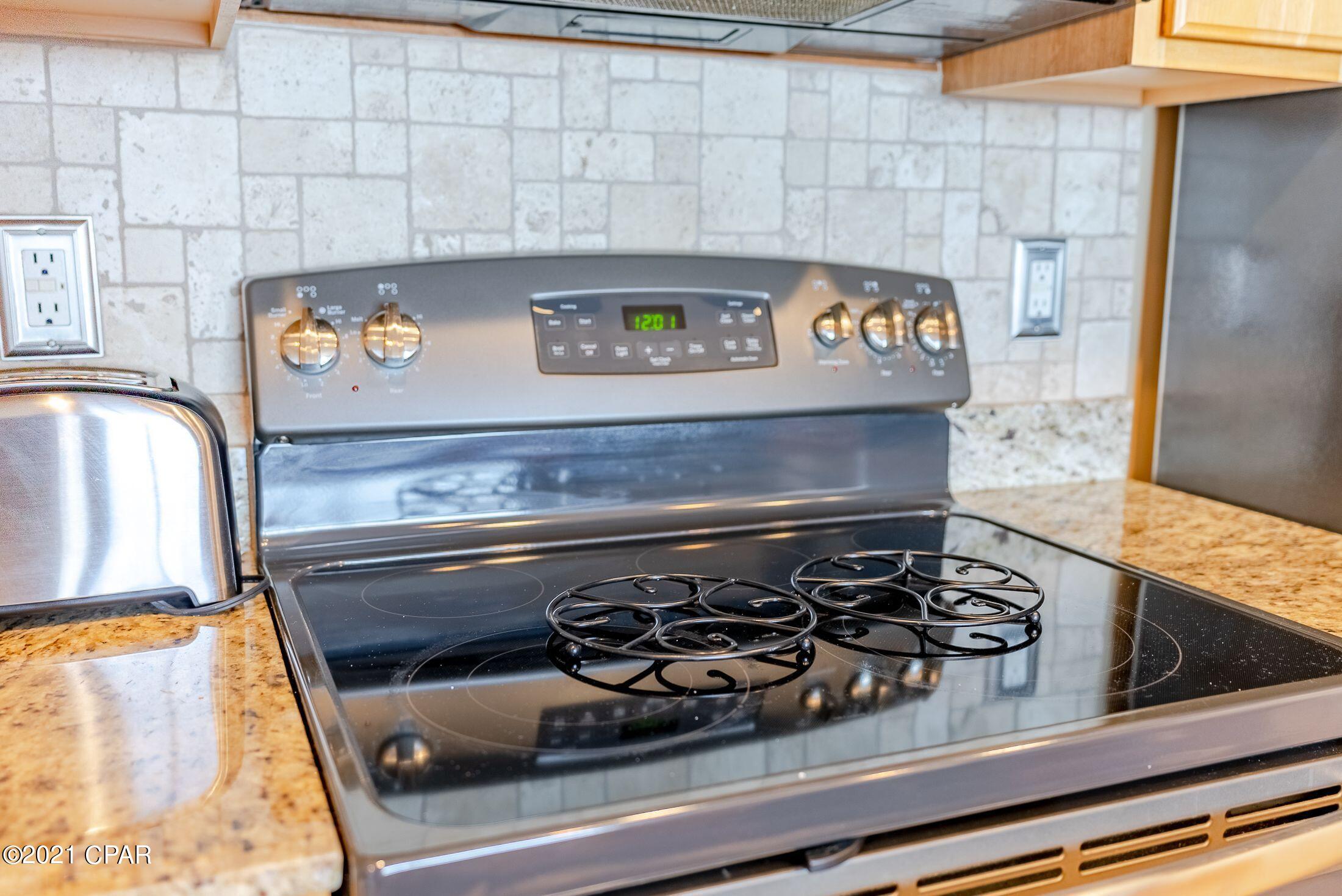 Splash Condo - Residential