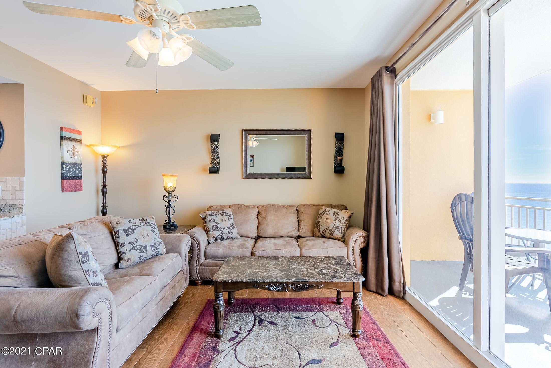 Splash Condo - Residential