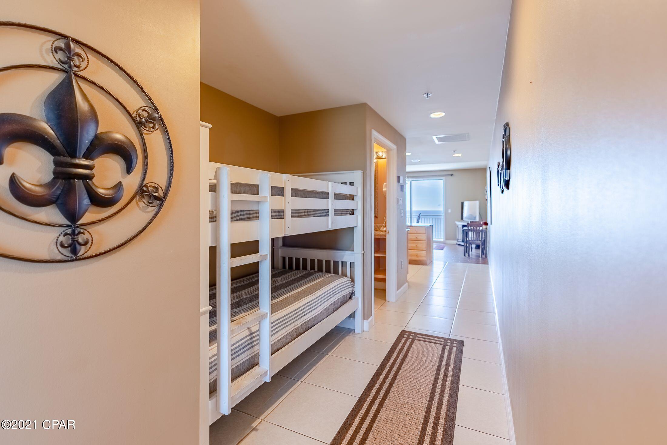 Splash Condo - Residential