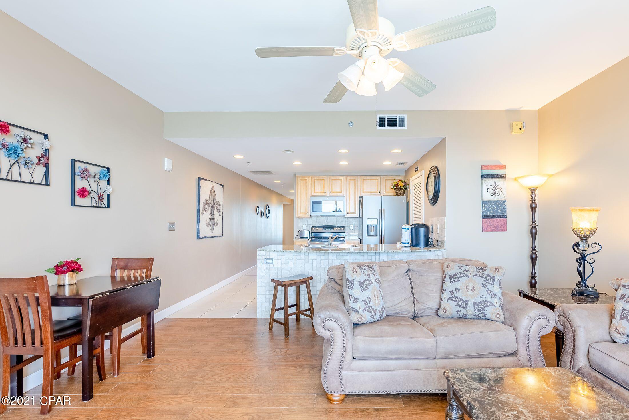 Splash Condo - Residential