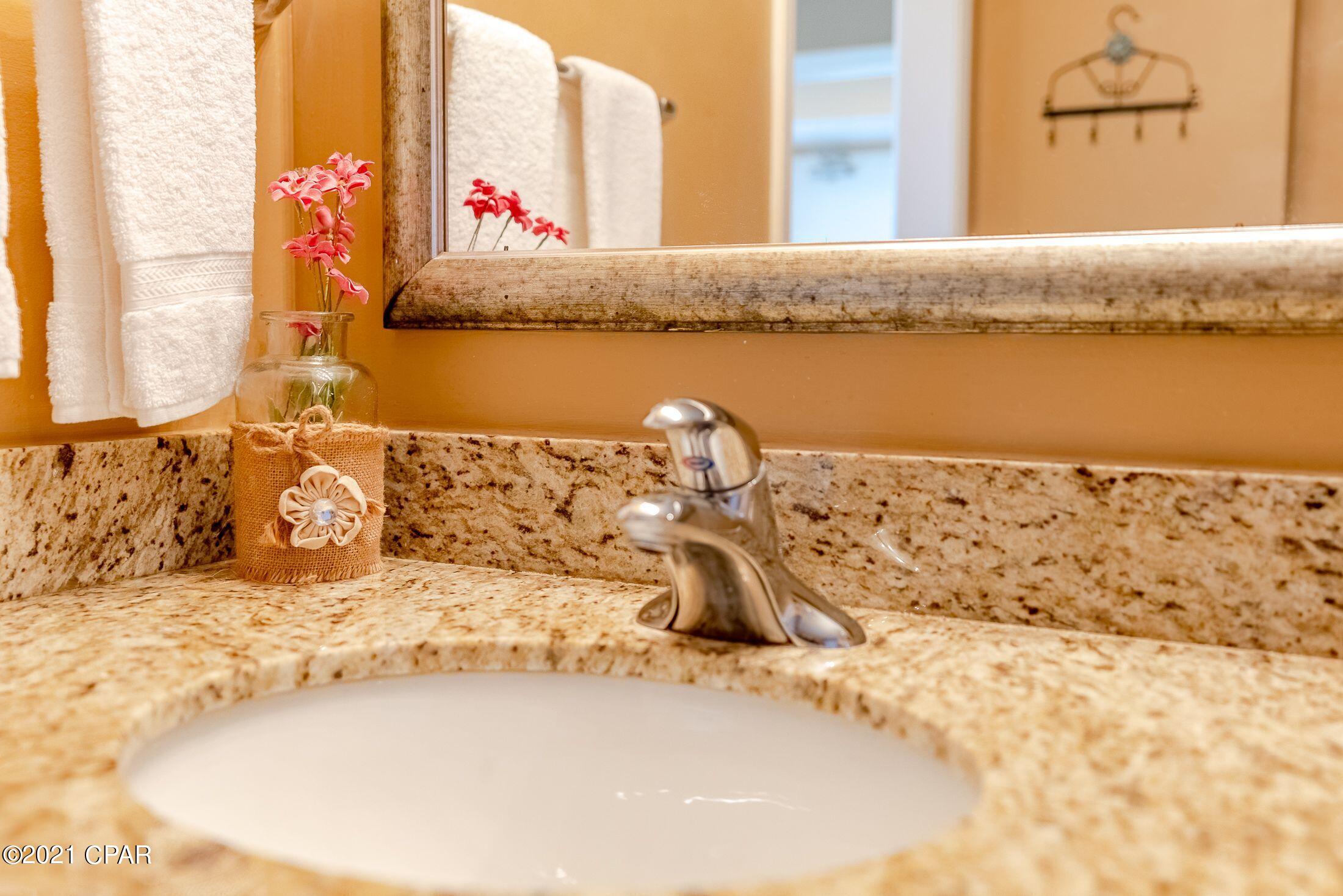 Splash Condo - Residential