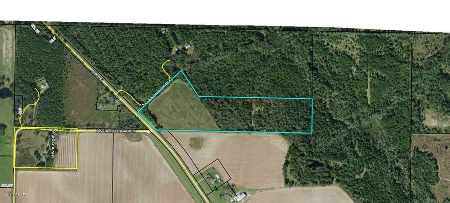 This is 25 acres off of a paved highway just into Calhoun County.  It is within minutes of shopping and Interstate 10.  10 acres out of the 25 are being farmed at this time.