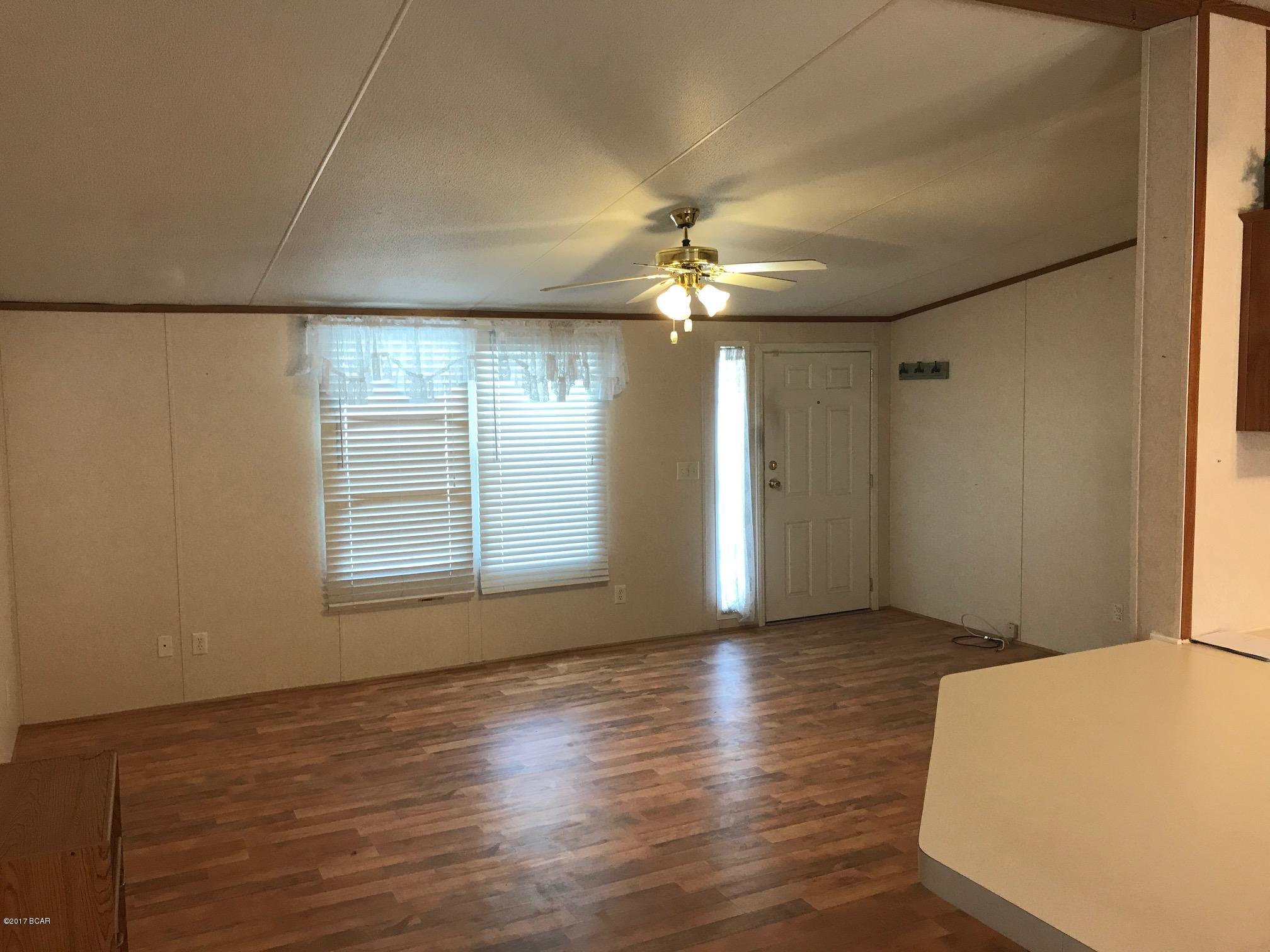 Bayside Park U-1 - Residential Lease