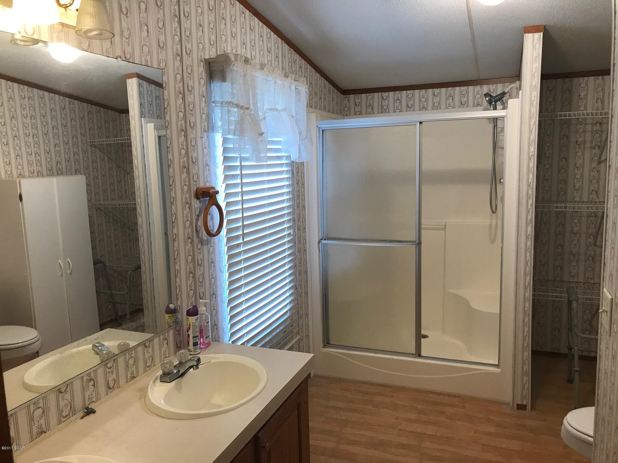 Bayside Park U-1 - Residential Lease